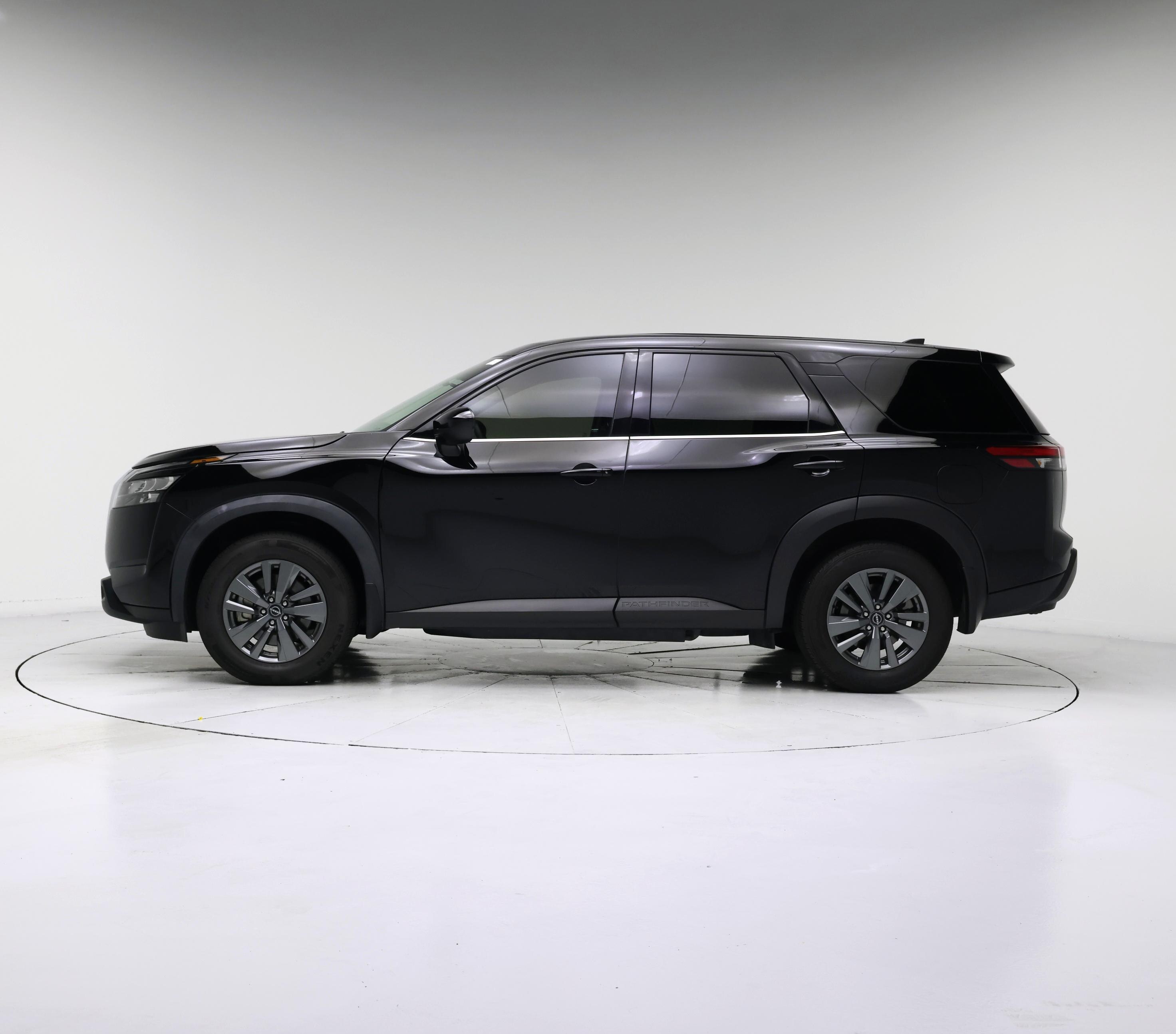 Thumbnail: 2025 Nissan Pathfinder - 3