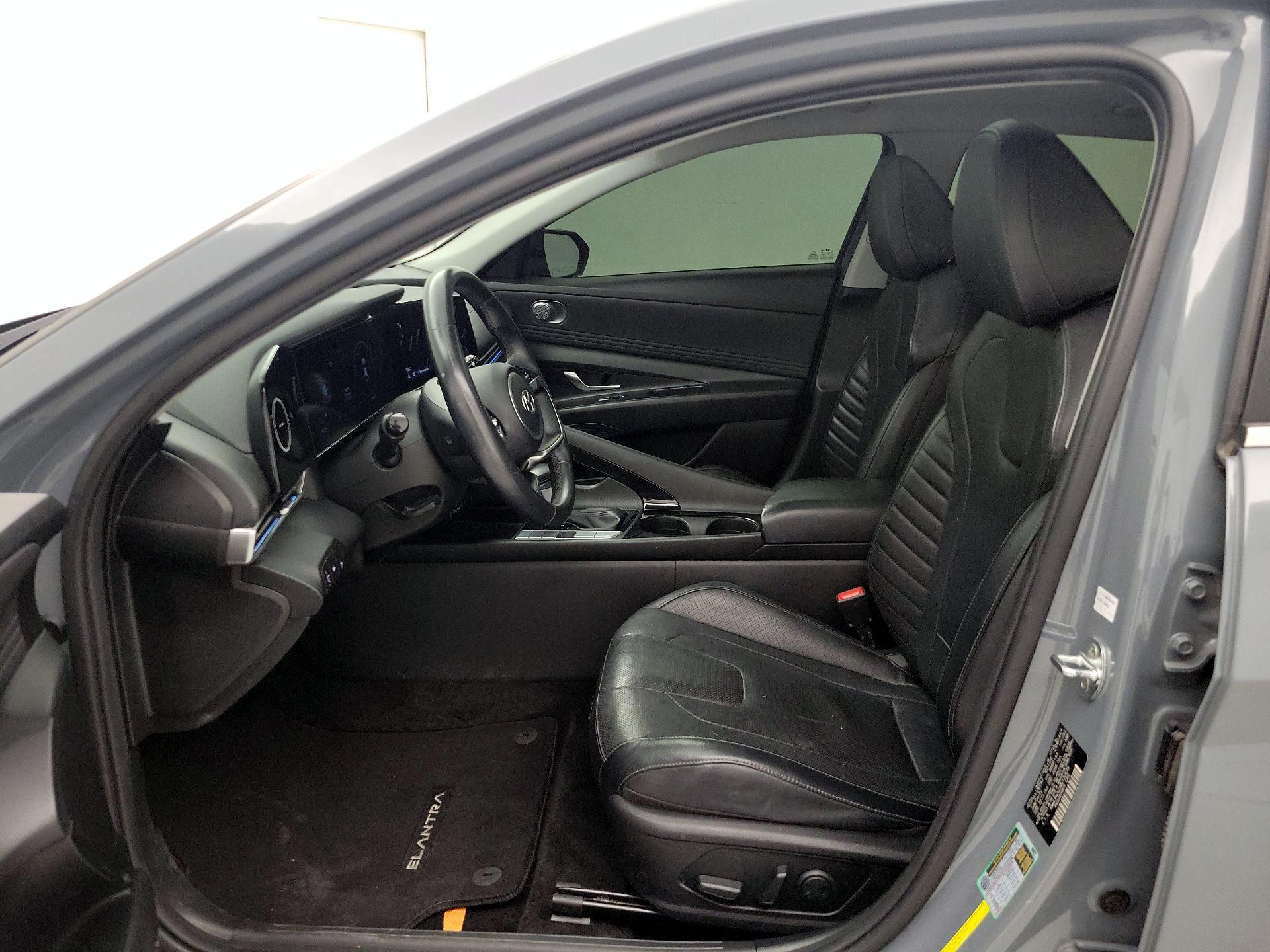 Thumbnail: 2021 Hyundai Elantra - 11