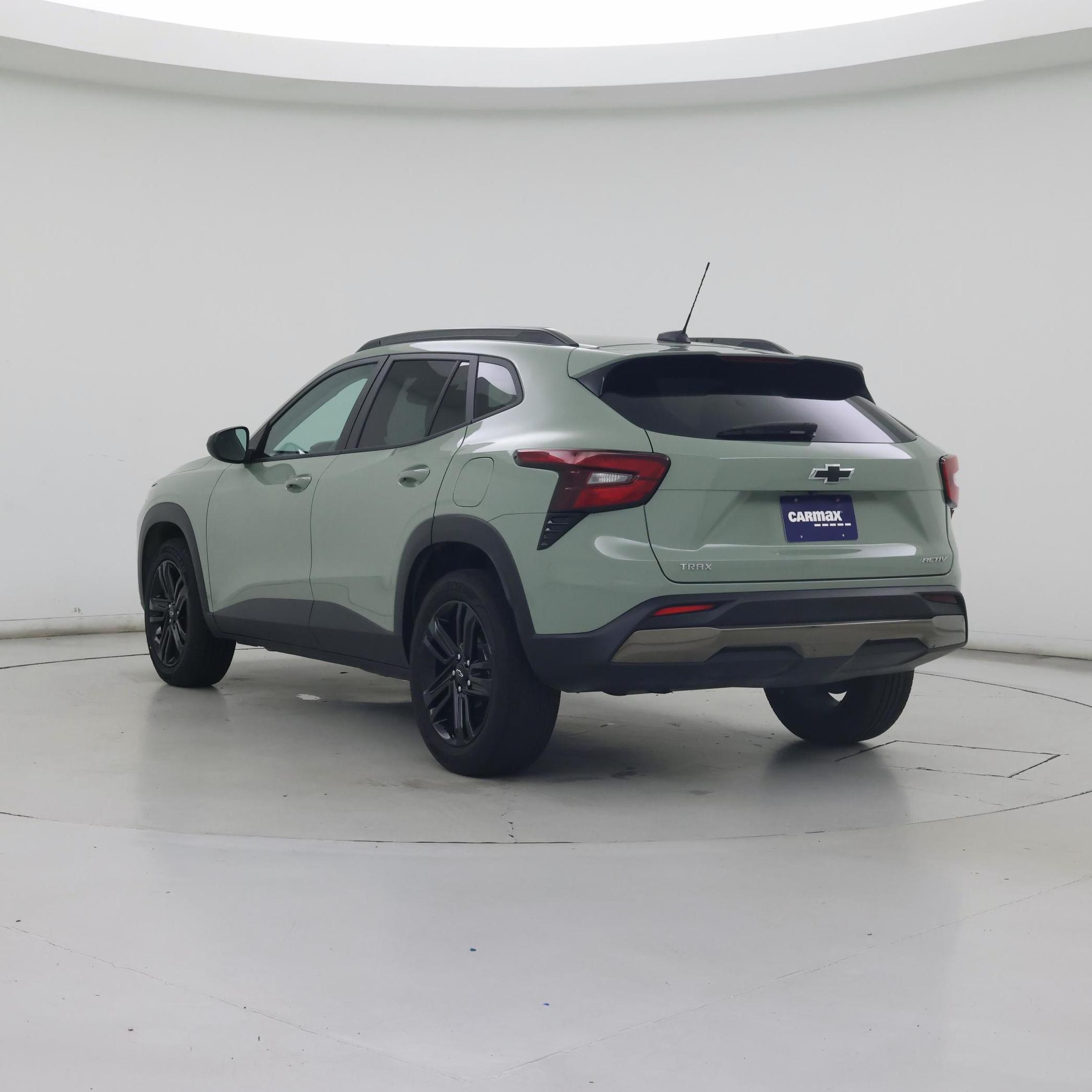 Thumbnail: 2025 Chevrolet Trax - 2