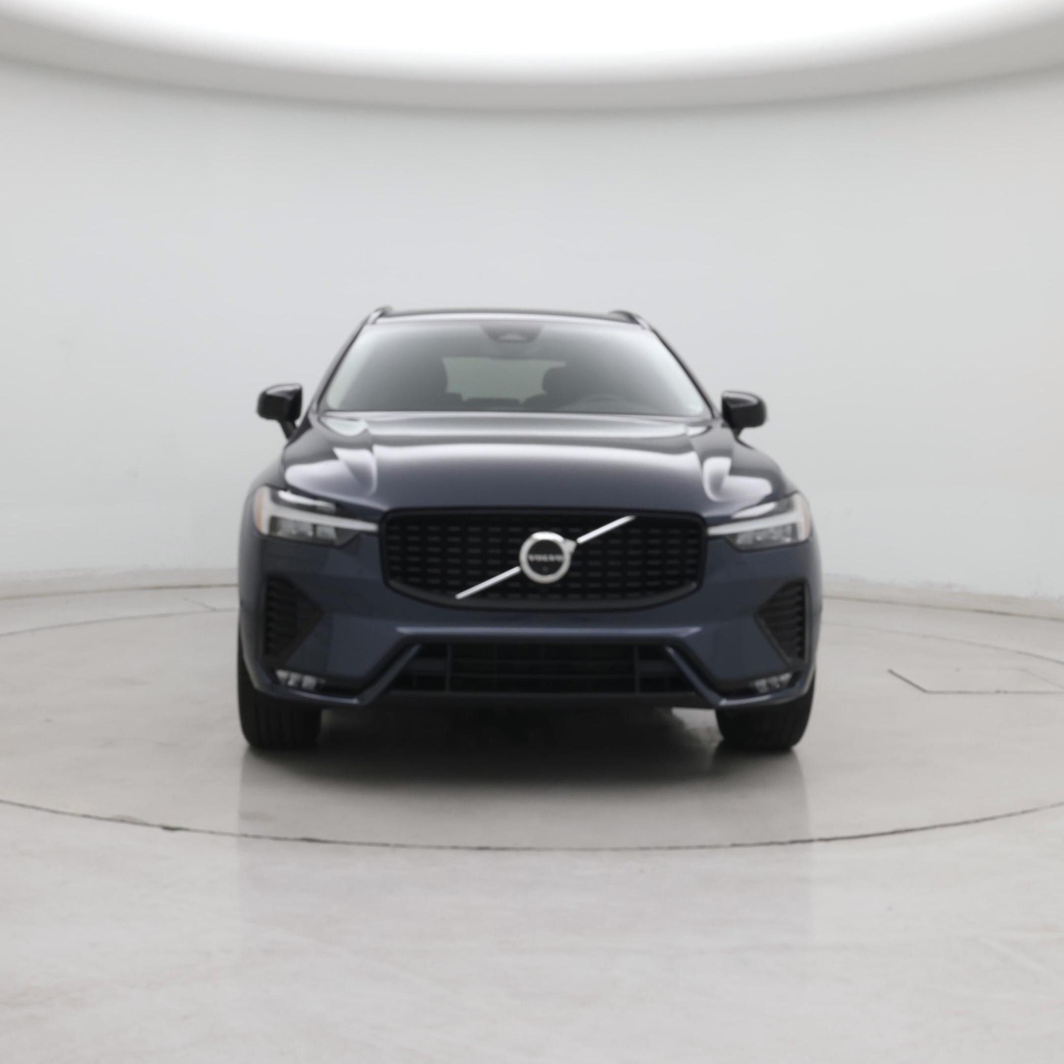 Thumbnail: 2023 Volvo XC60 - 5