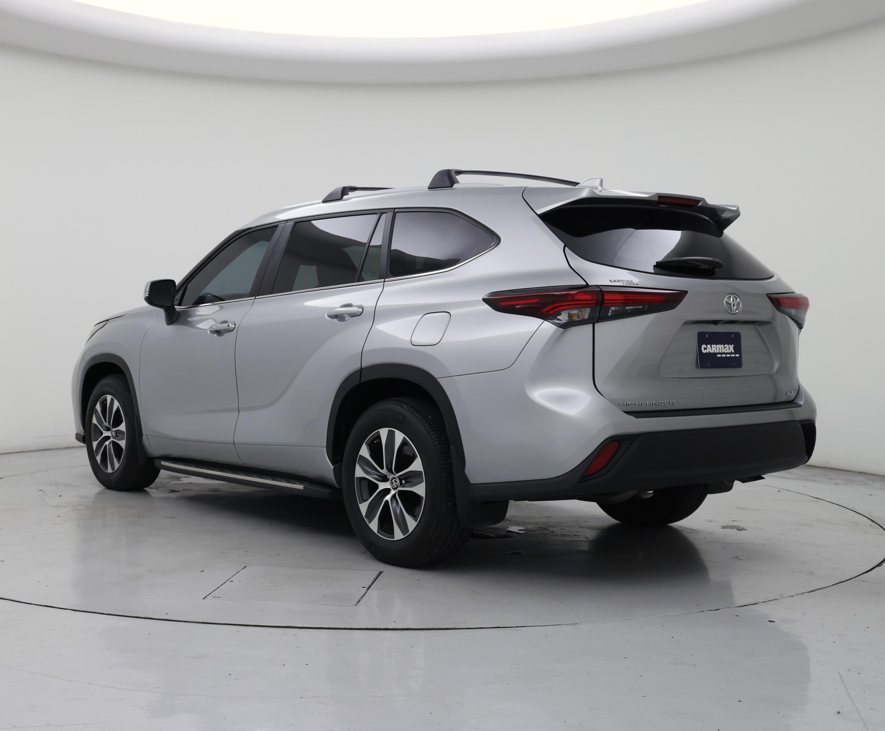 Thumbnail: 2024 Toyota Highlander - 2