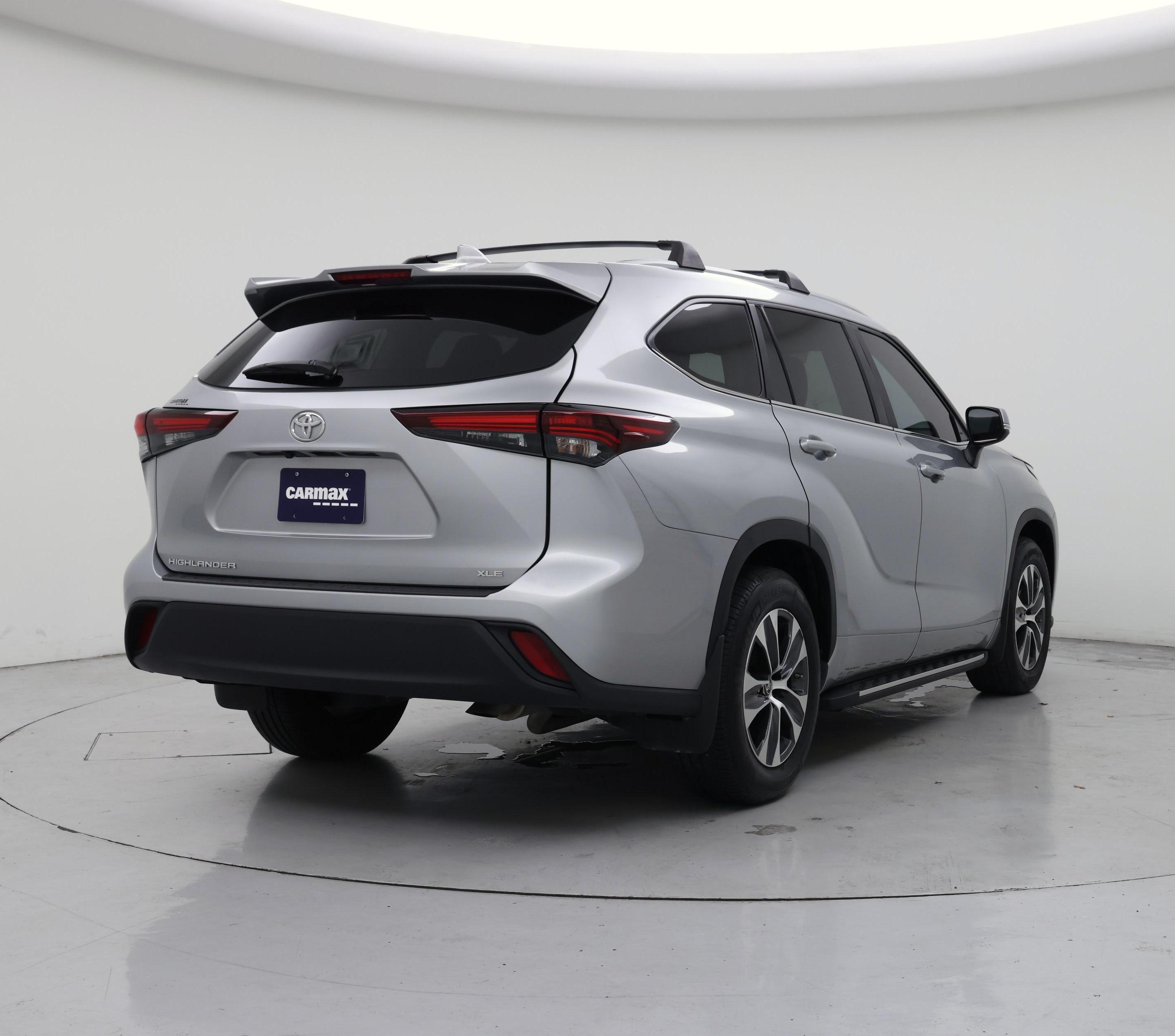 Thumbnail: 2024 Toyota Highlander - 8