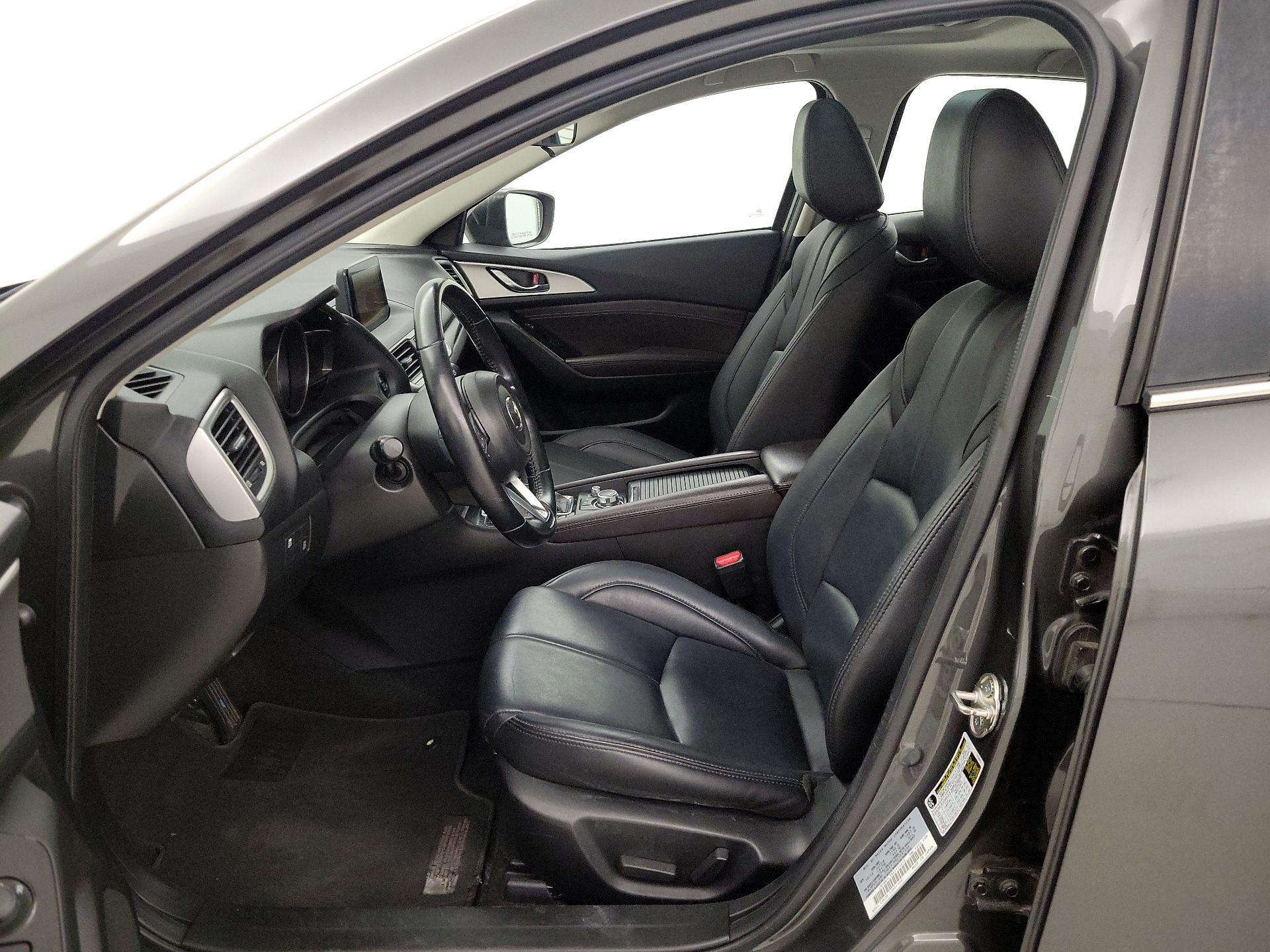 Thumbnail: 2017 Mazda Mazda3 - 11