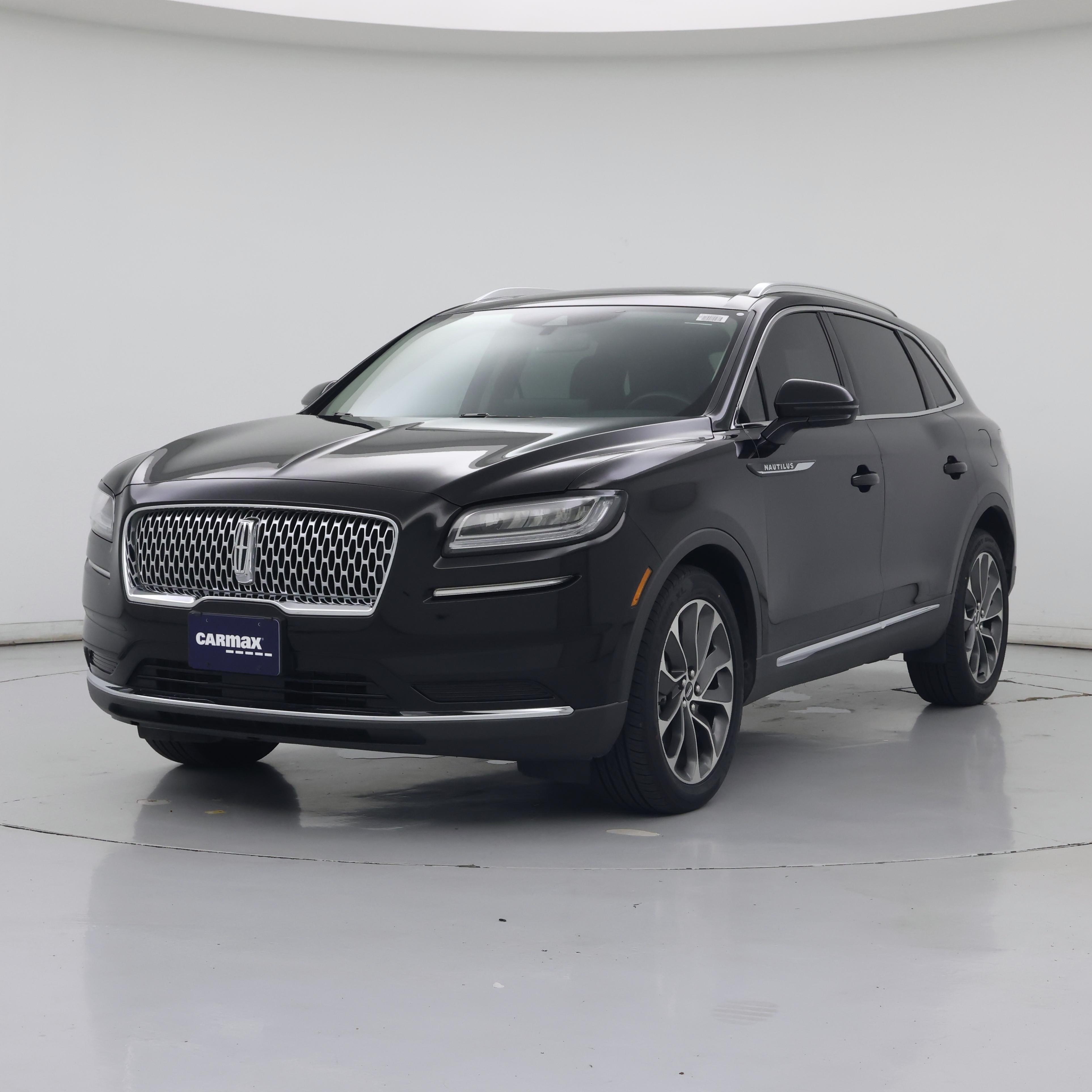Thumbnail: 2023 Lincoln Nautilus - 4