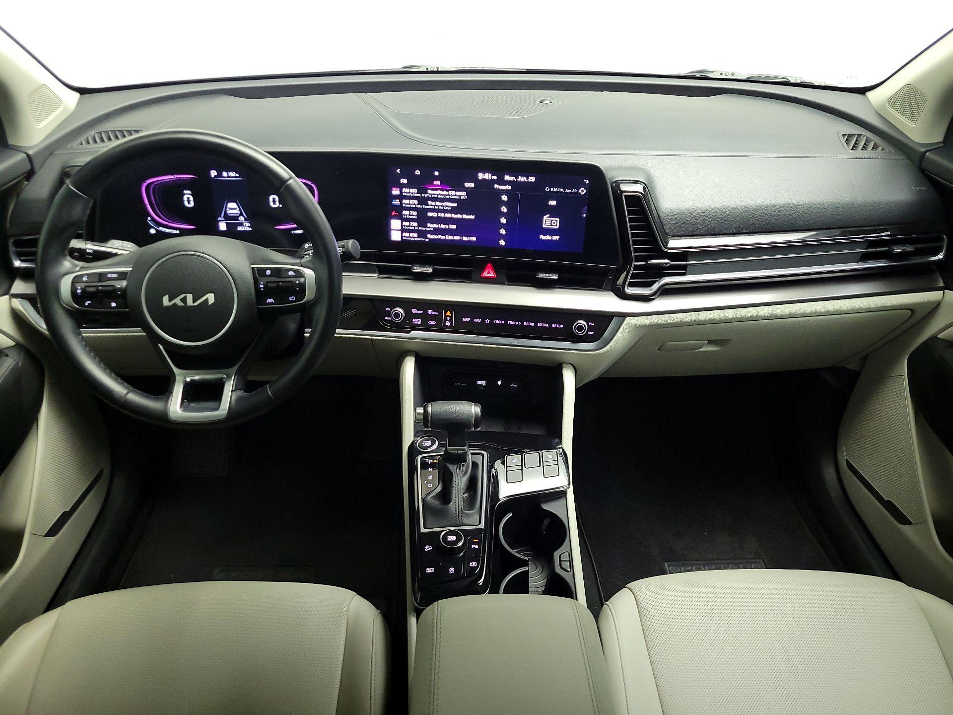 Thumbnail: 2023 Kia Sportage - 9