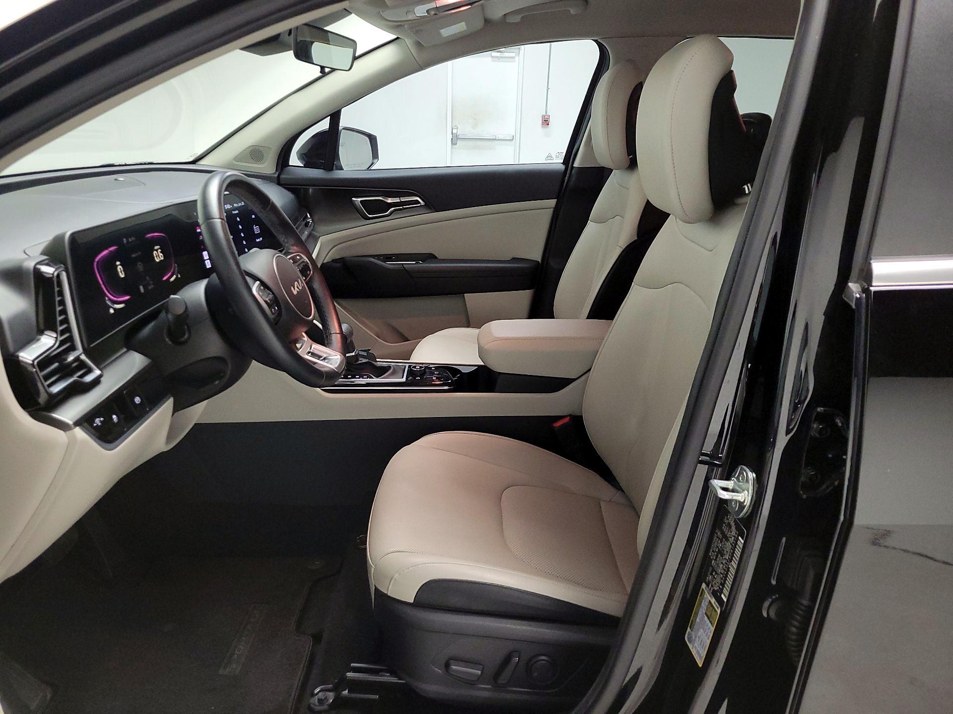 Thumbnail: 2023 Kia Sportage - 11
