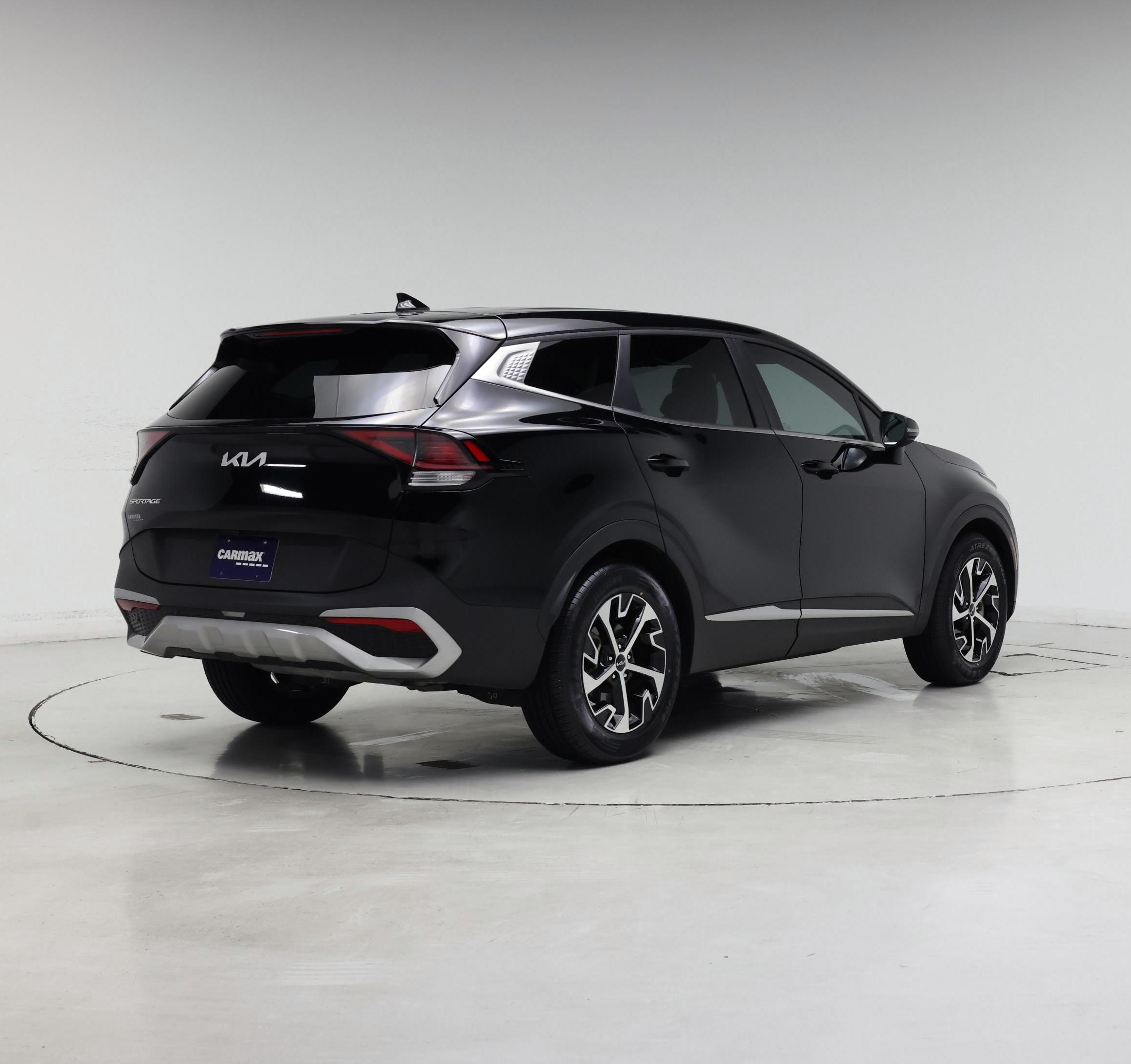 Thumbnail: 2023 Kia Sportage - 8