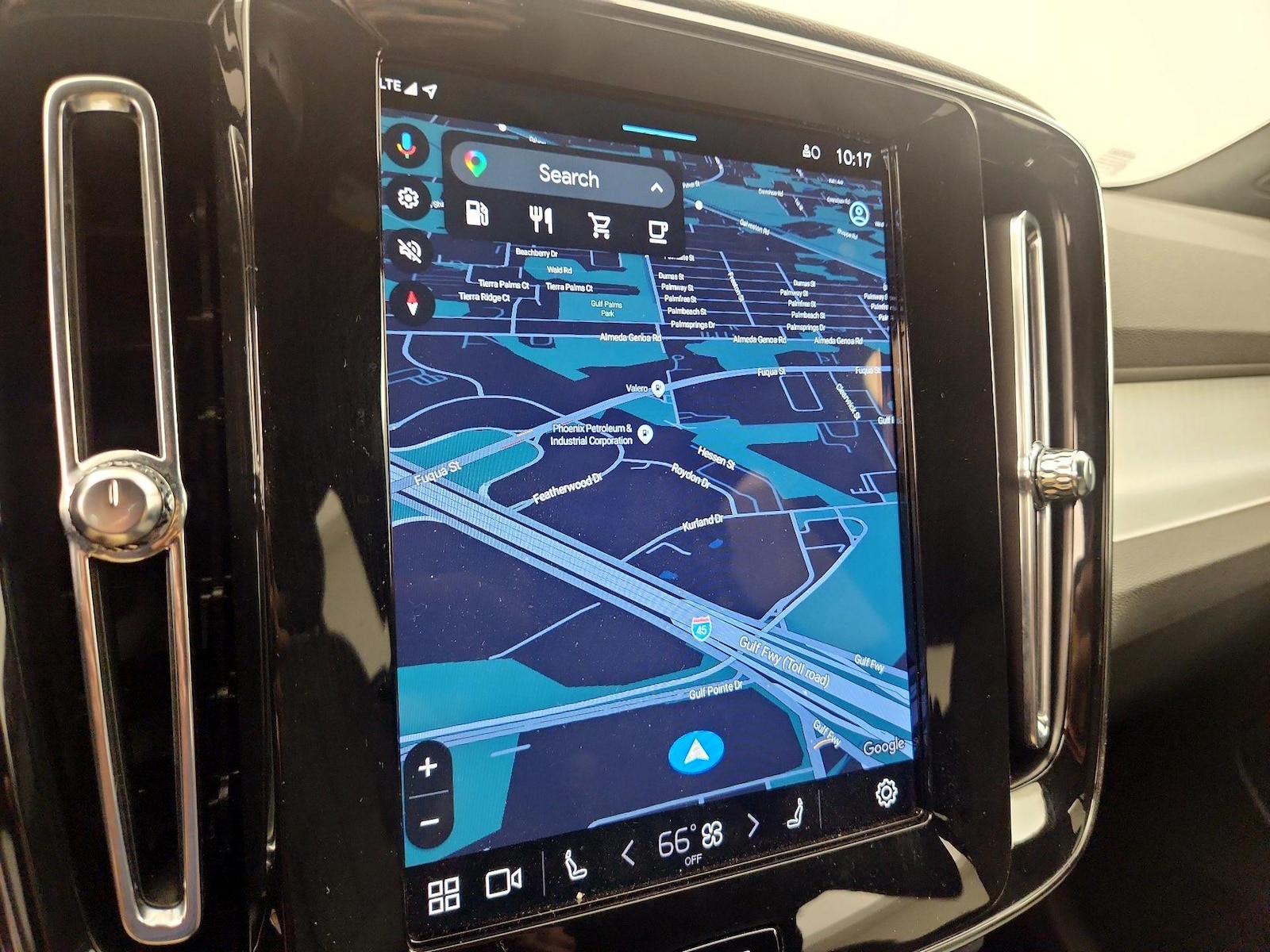 2025 Volvo XC40 Core - Photo 15