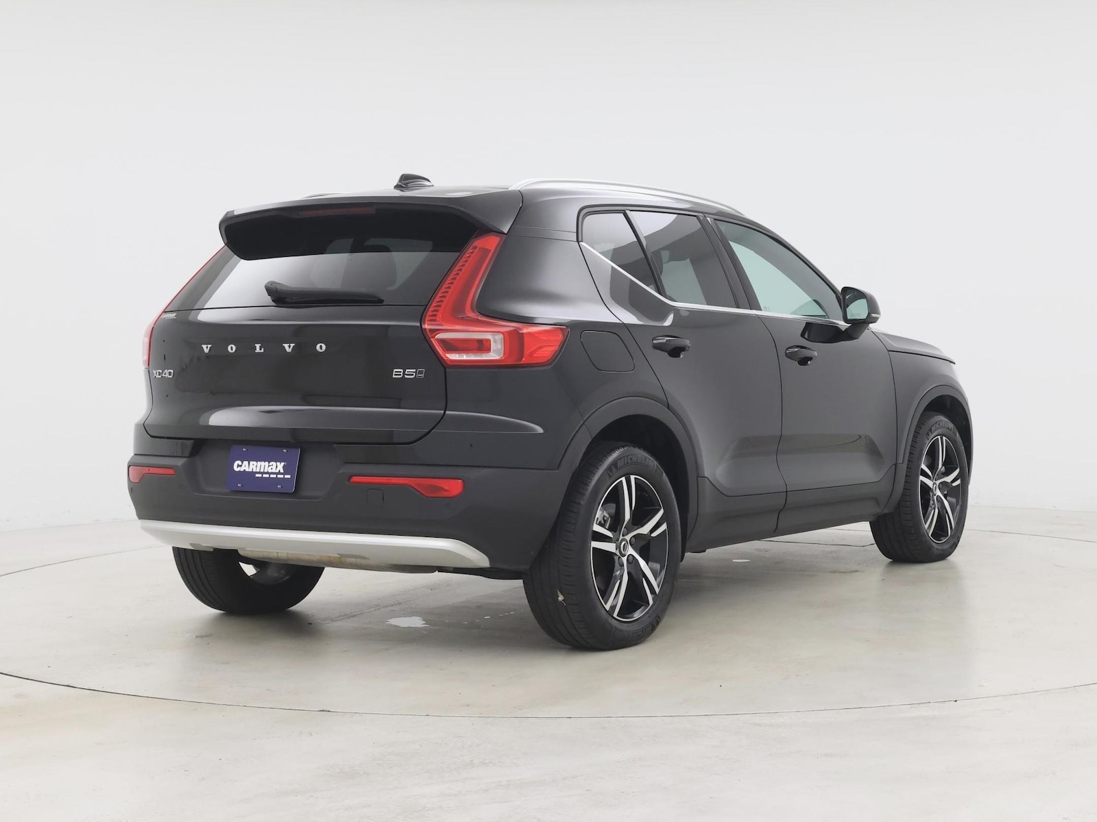 2025 Volvo XC40 Core - Photo 9