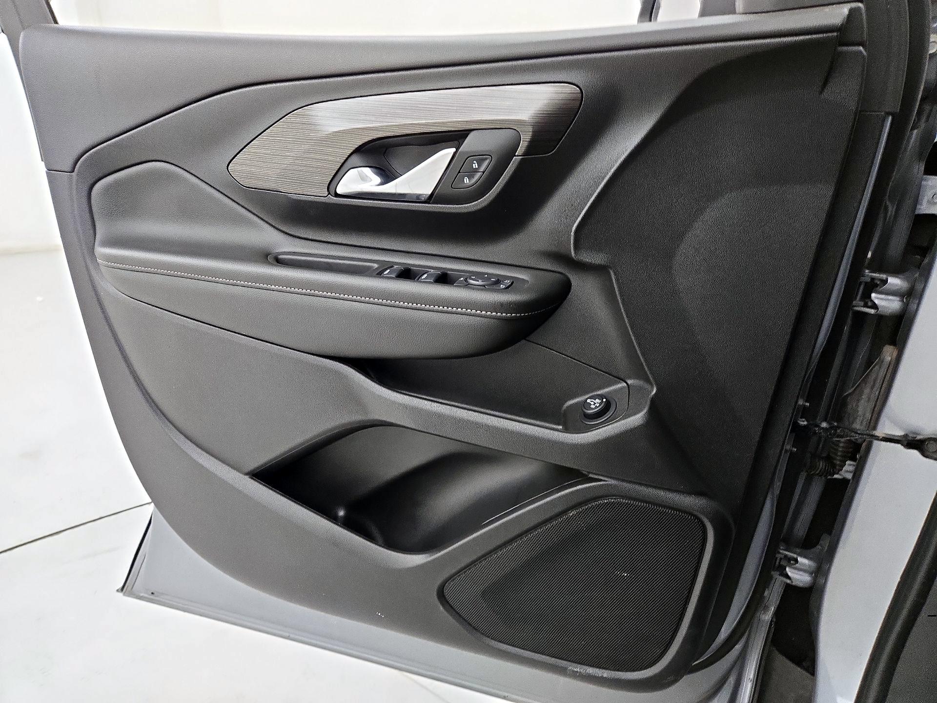 Thumbnail: 2024 GMC Terrain - 10