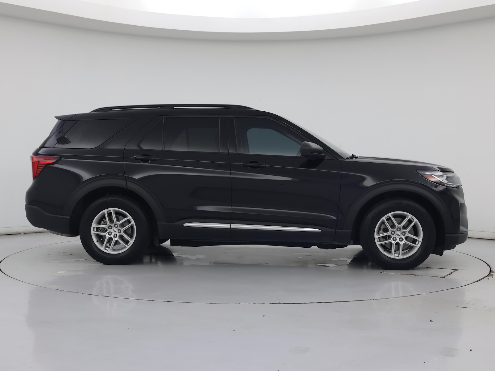 2025 Ford Explorer Active - Photo 8