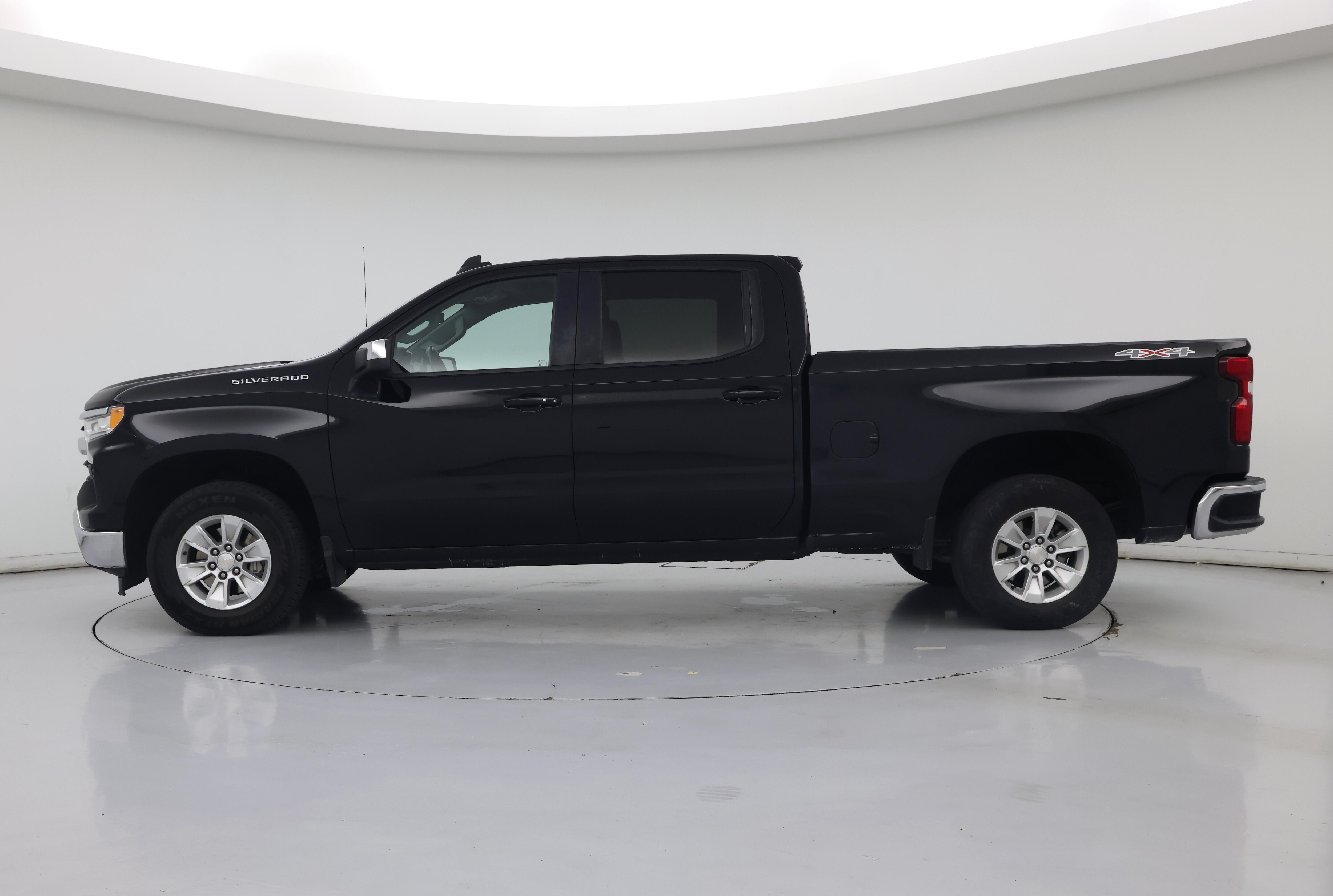 Thumbnail: 2024 Chevrolet Silverado 1500 - 3