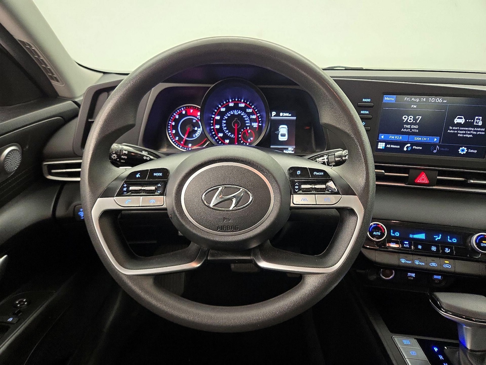 2021 Hyundai Elantra SEL - Photo 11