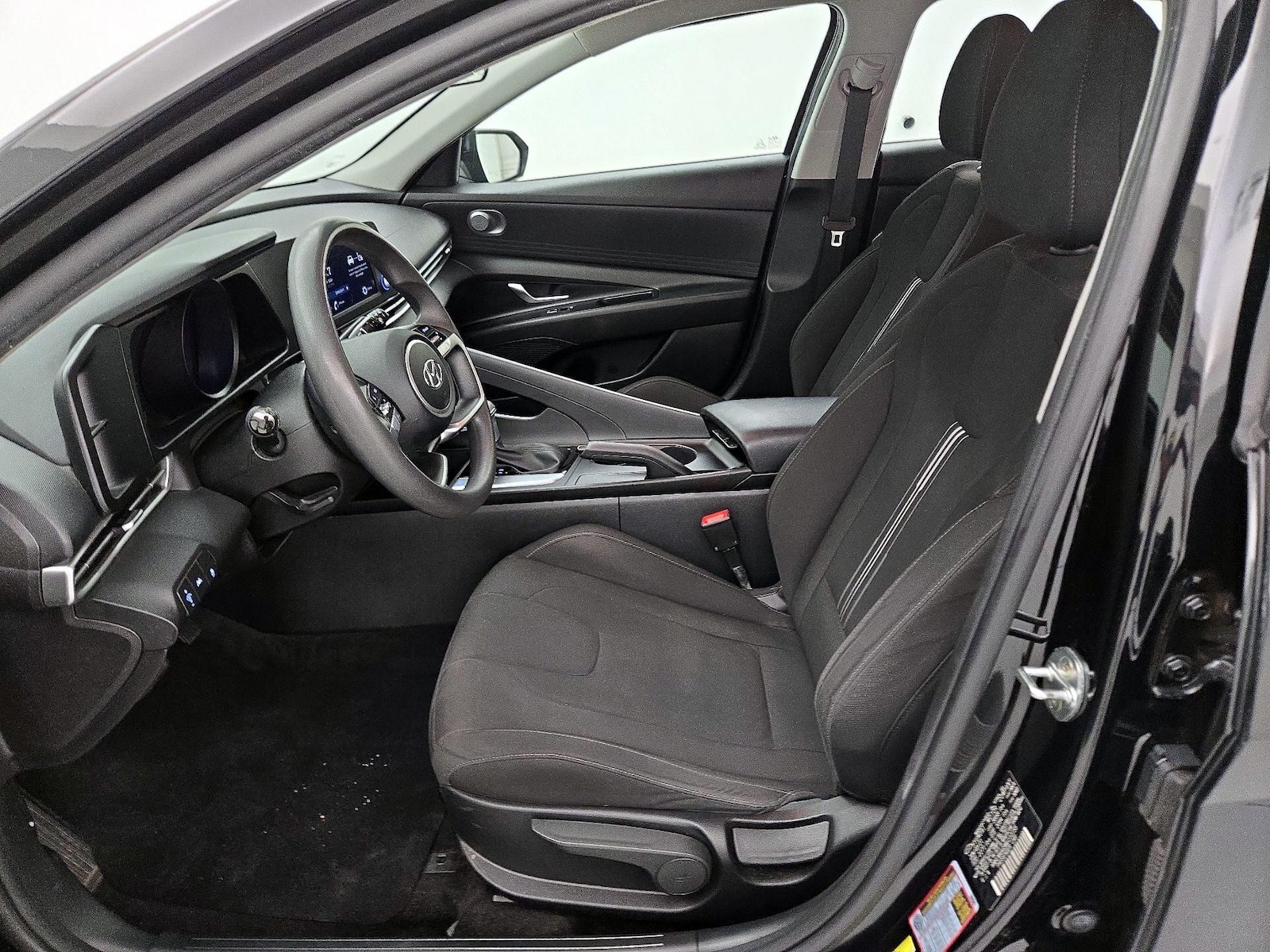 2021 Hyundai Elantra SEL - Photo 12