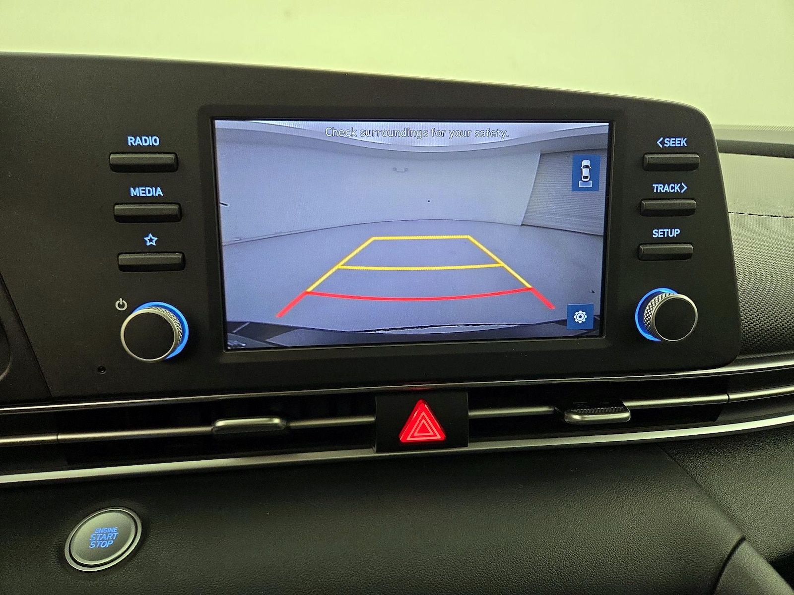 2021 Hyundai Elantra SEL - Photo 15