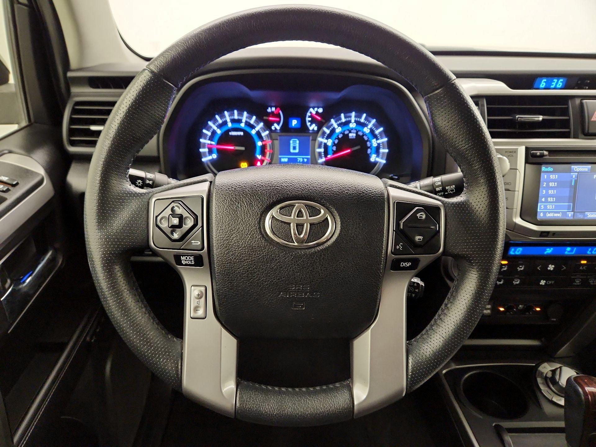 Thumbnail: 2019 Toyota 4Runner - 10