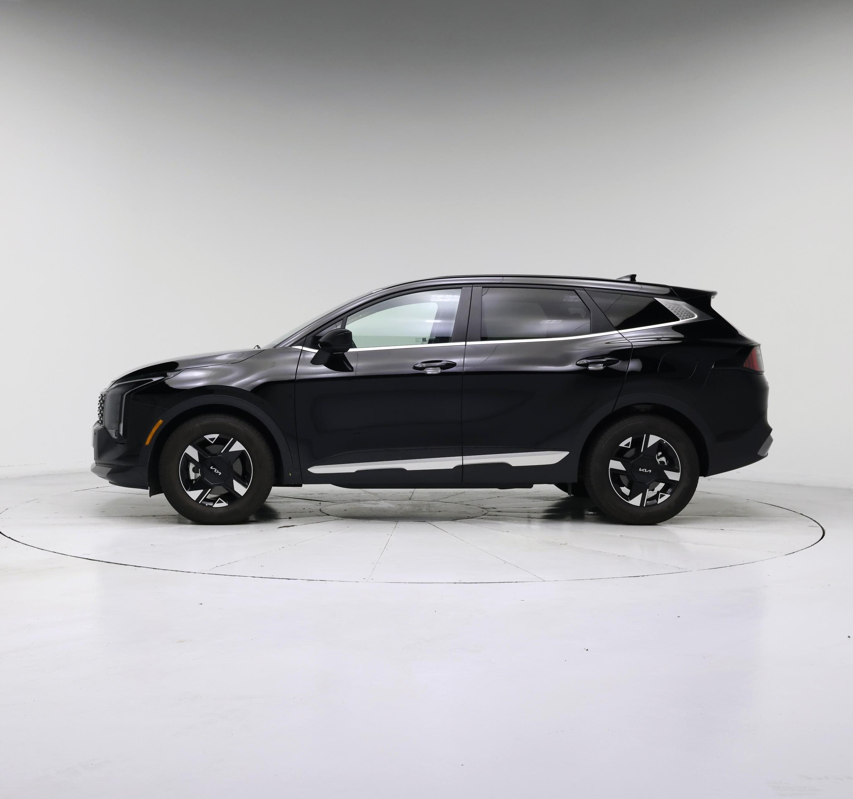 Thumbnail: 2026 Kia Sportage - 3