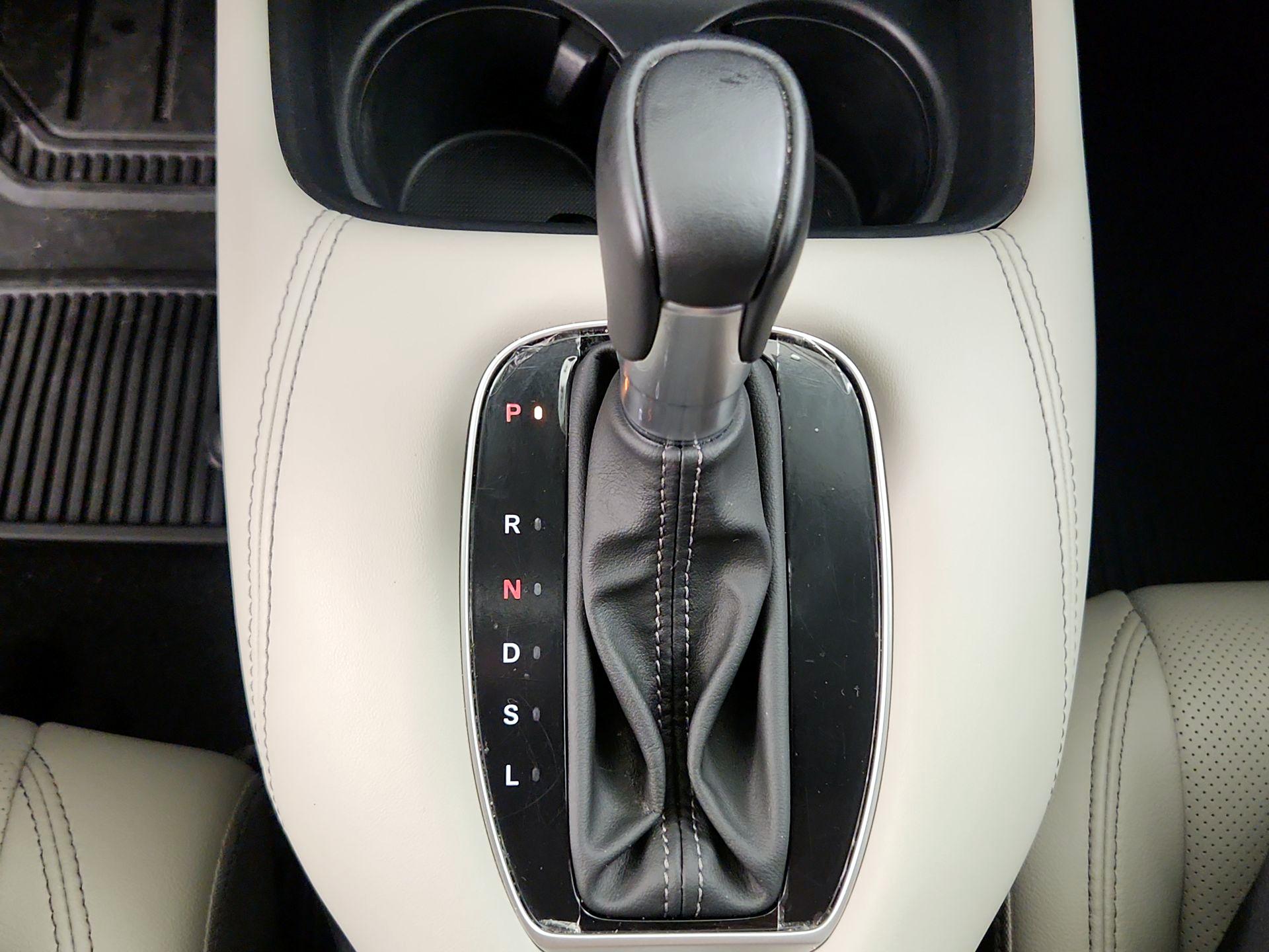 Thumbnail: 2025 Honda HR-V - 17