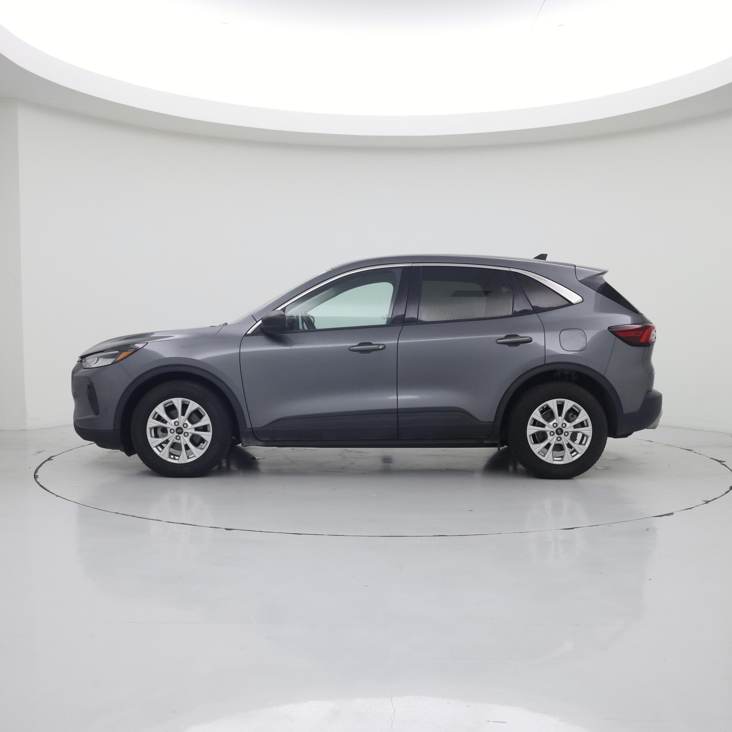 Thumbnail: 2023 Ford Escape - 3