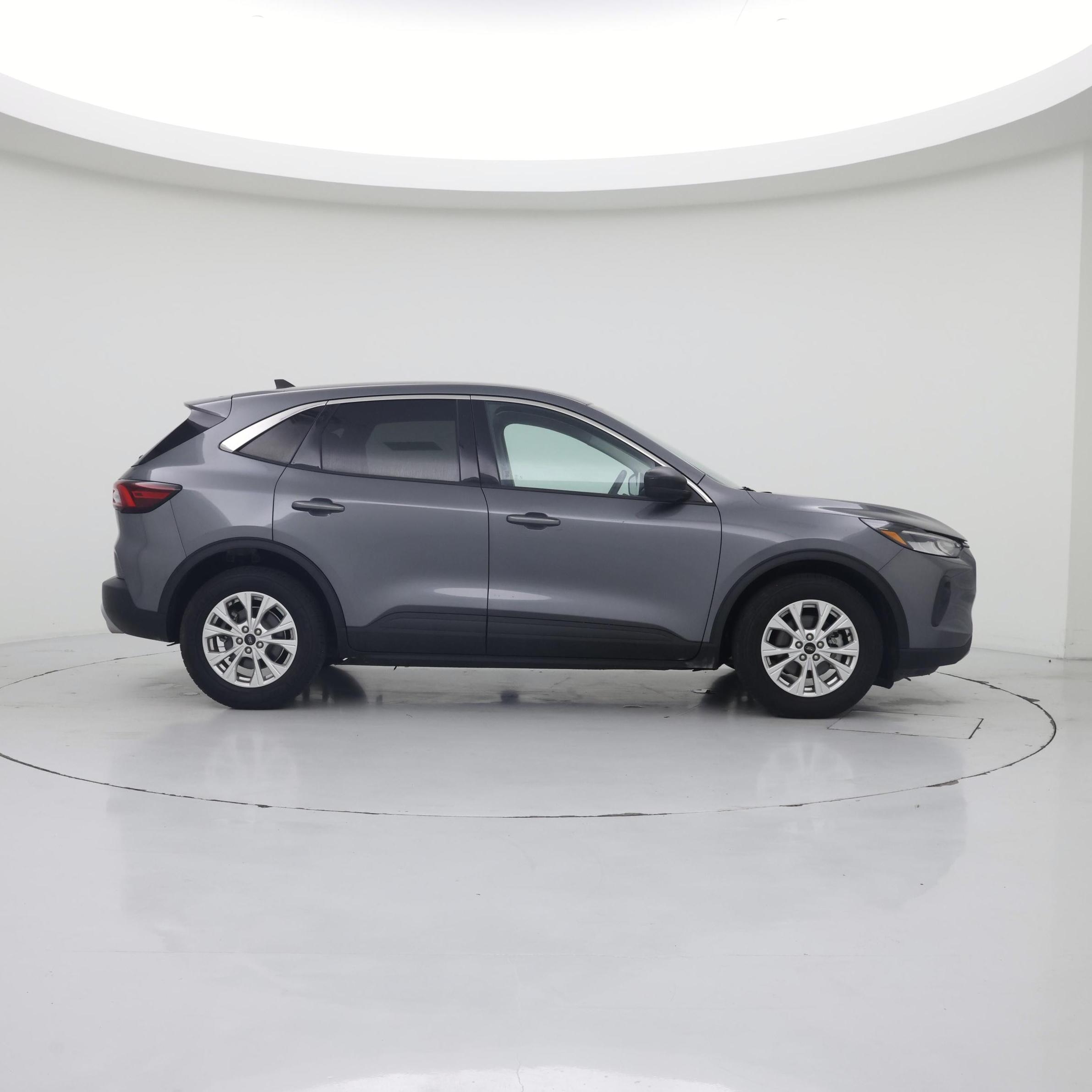 Thumbnail: 2023 Ford Escape - 7