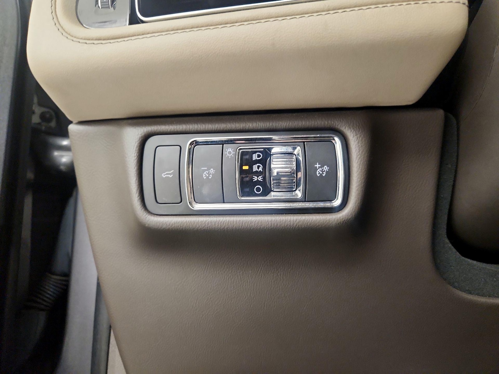 2022 Lincoln Aviator Reserve - Photo 14