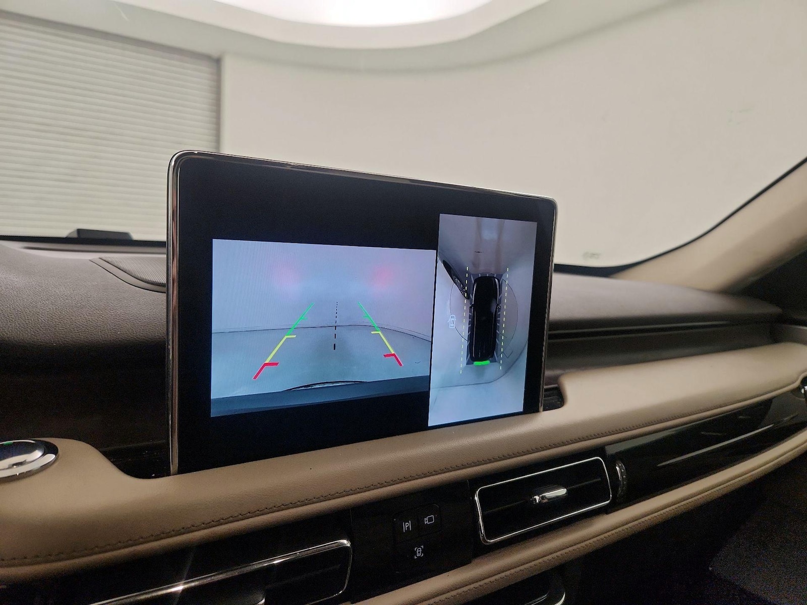 2022 Lincoln Aviator Reserve - Photo 16