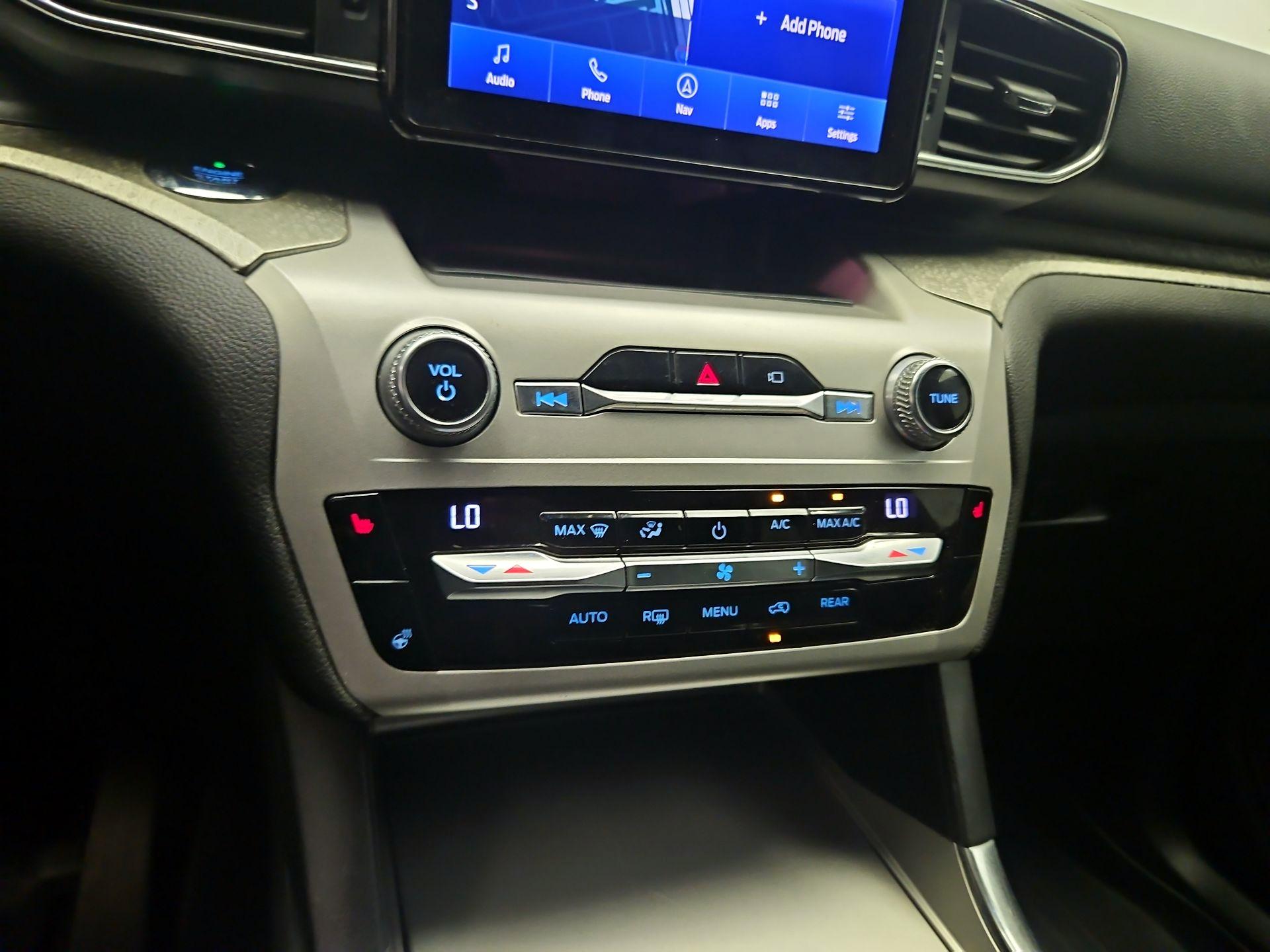 Thumbnail: 2021 Ford Explorer - 15