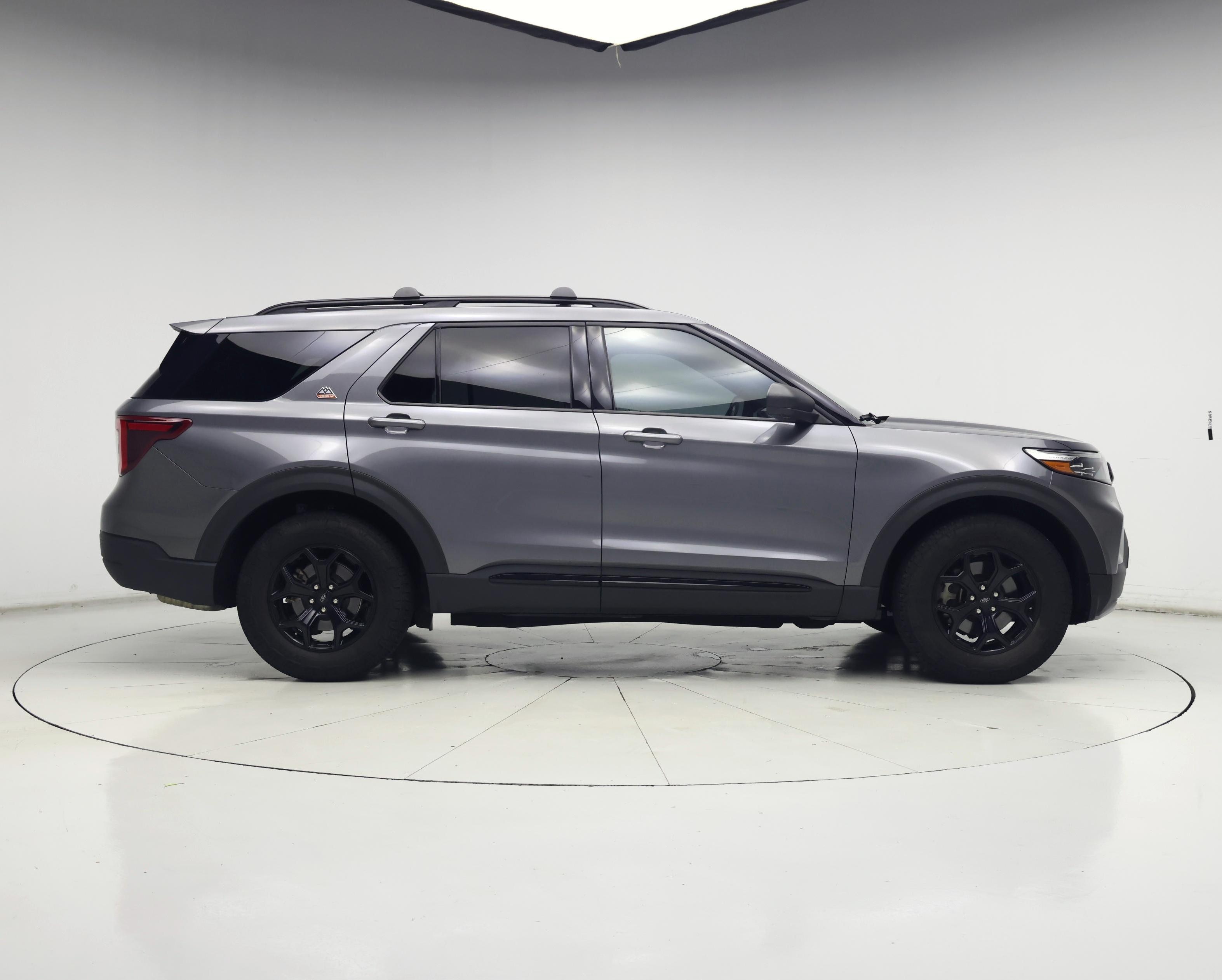 Thumbnail: 2021 Ford Explorer - 7