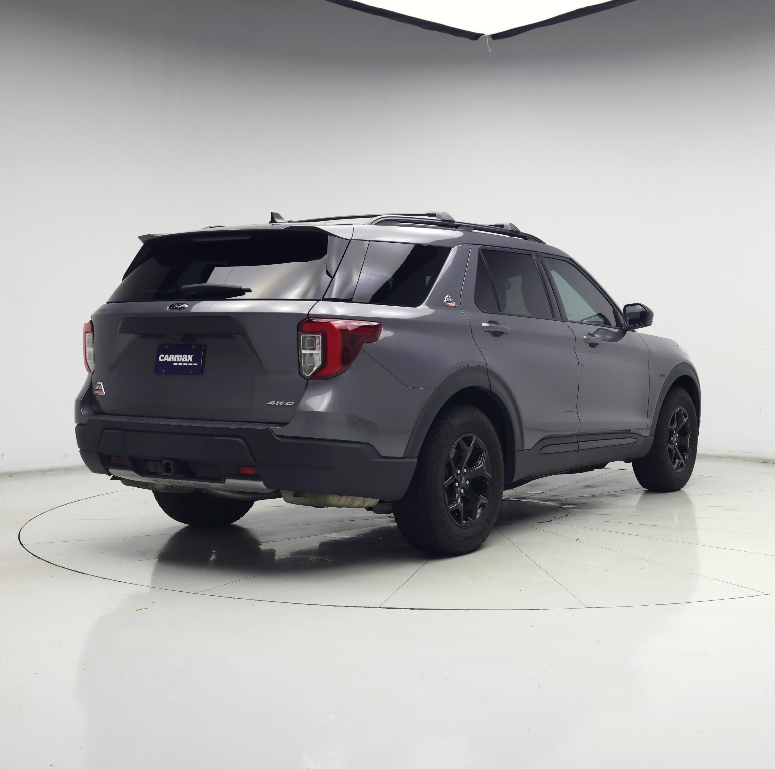 Thumbnail: 2021 Ford Explorer - 8
