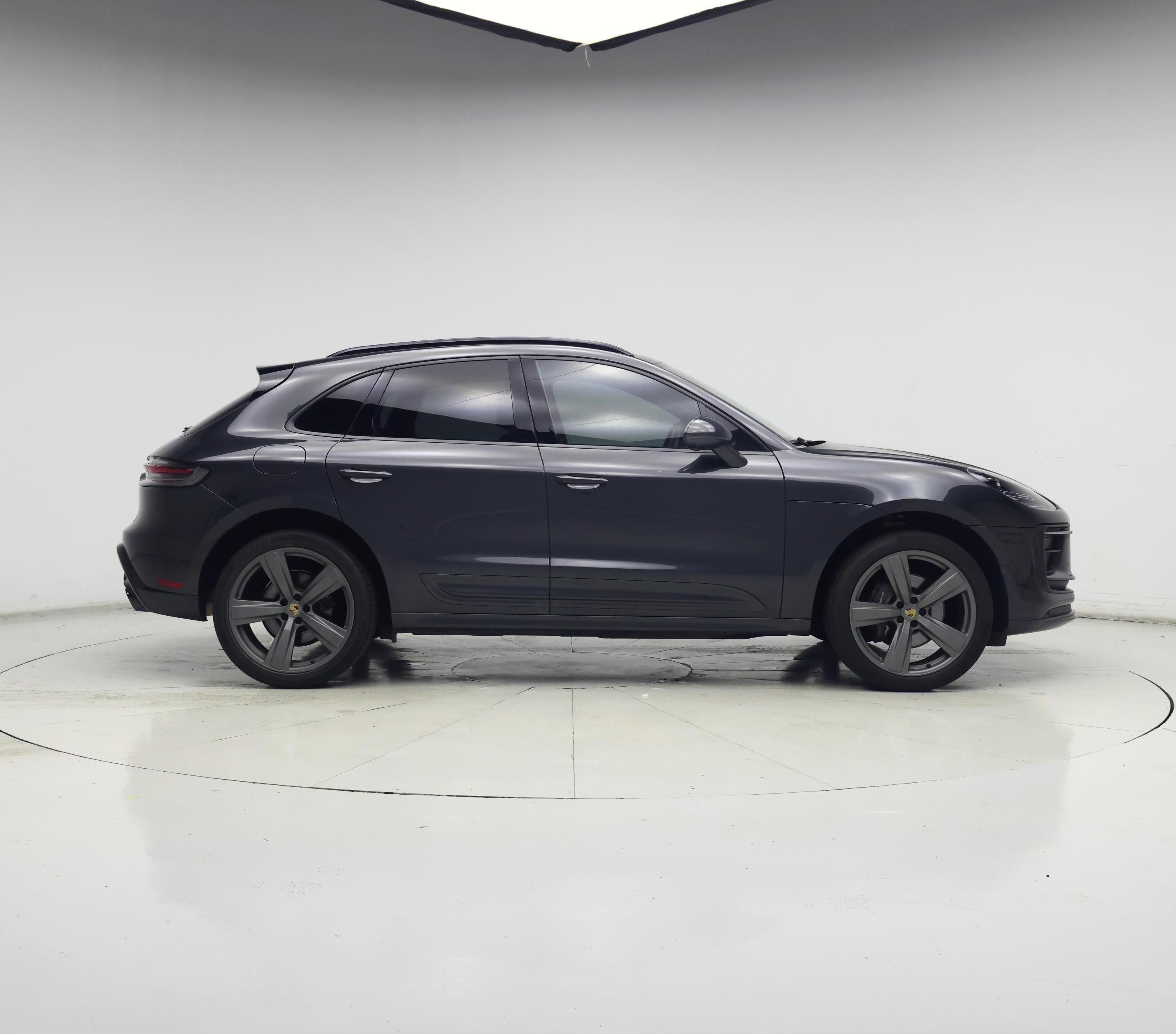 Thumbnail: 2022 Porsche Macan - 7