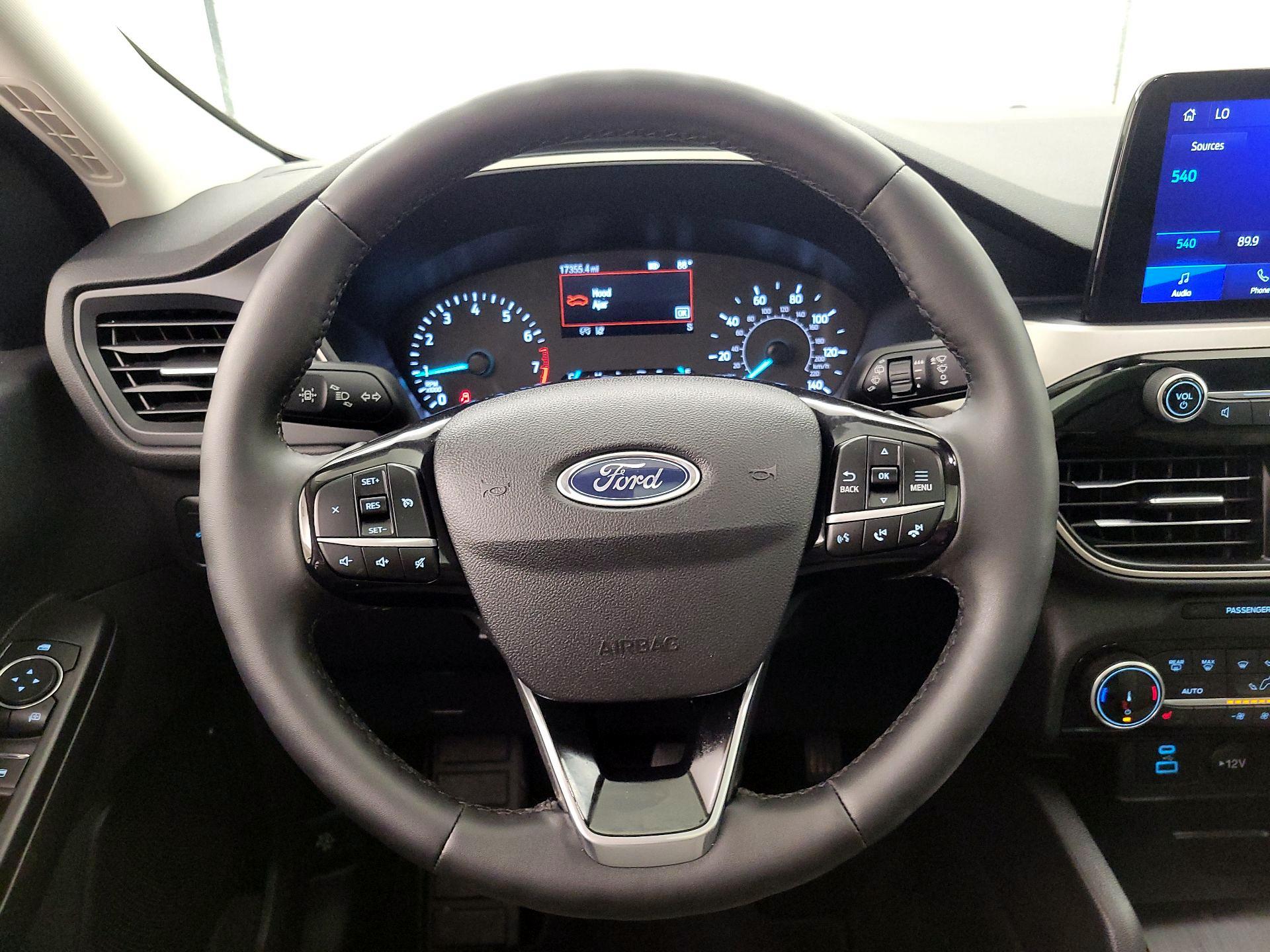 Thumbnail: 2022 Ford Escape - 10