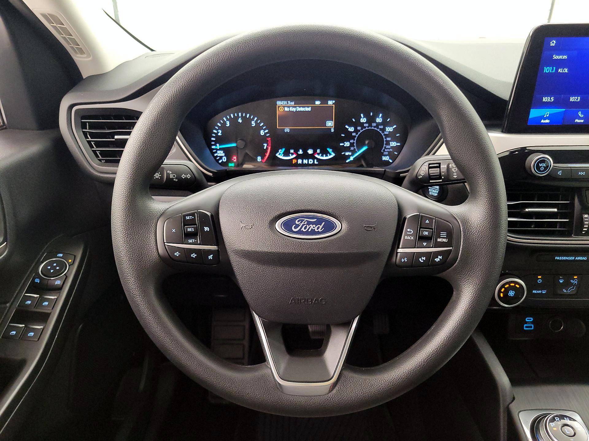 Thumbnail: 2021 Ford Escape - 10