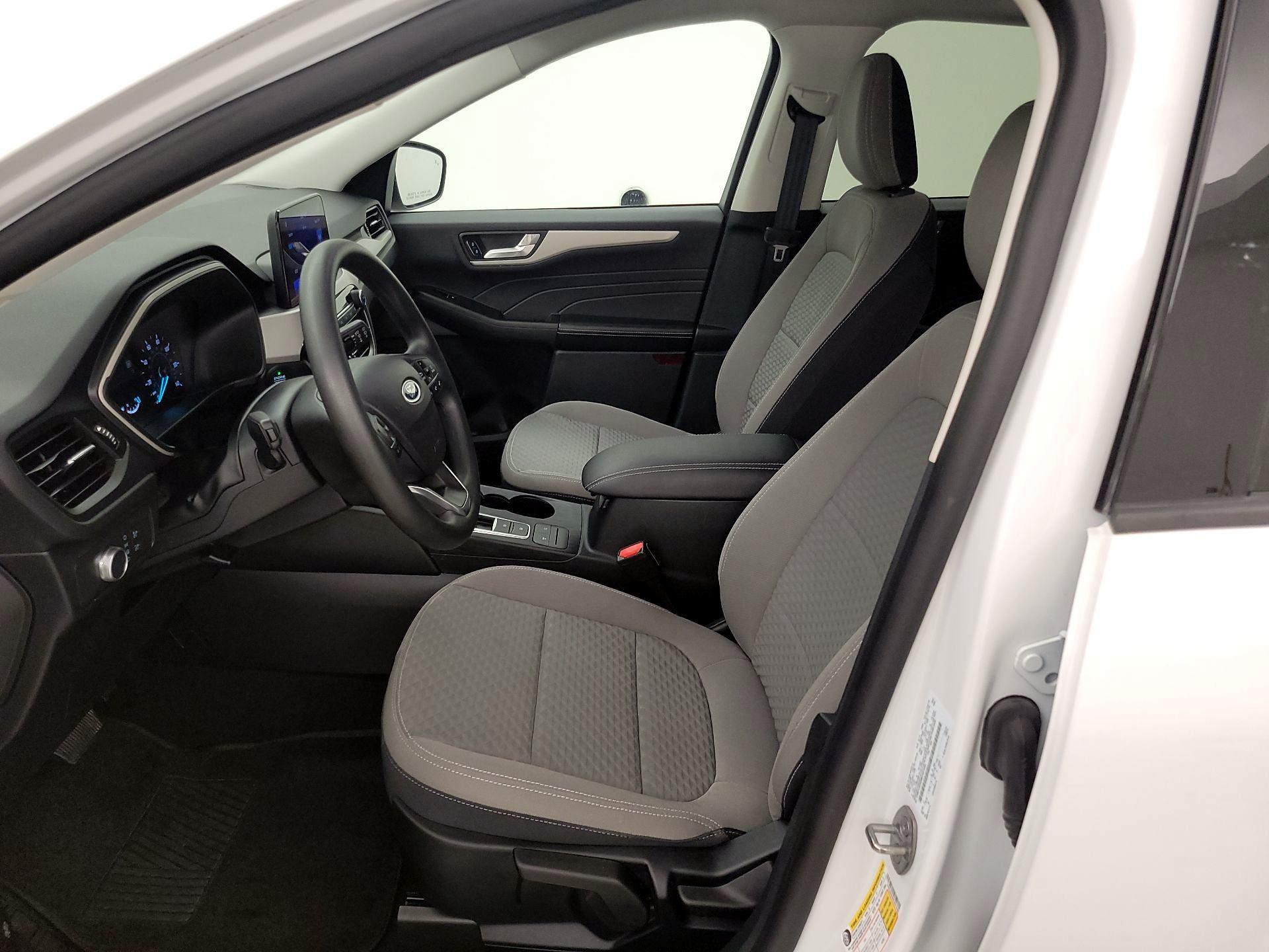 Thumbnail: 2021 Ford Escape - 11