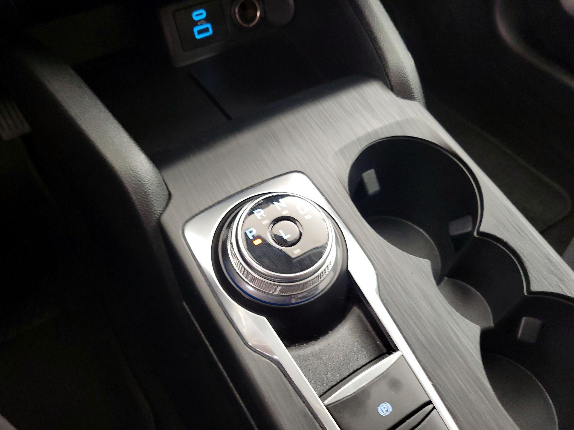 Thumbnail: 2021 Ford Escape - 17