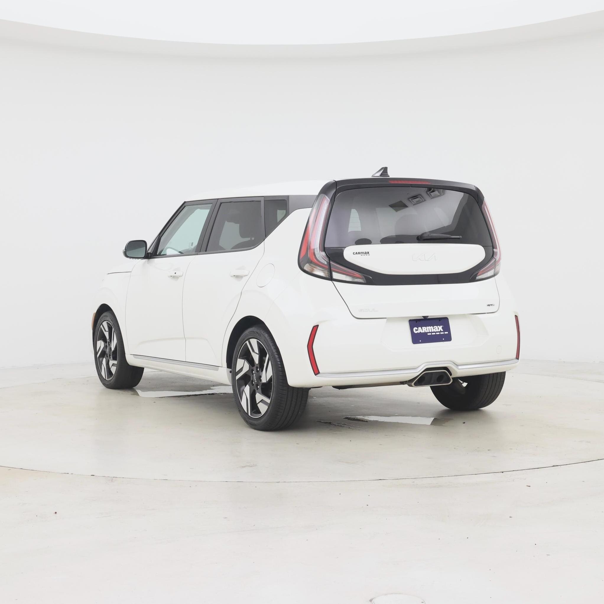 Thumbnail: 2023 Kia Soul - 2