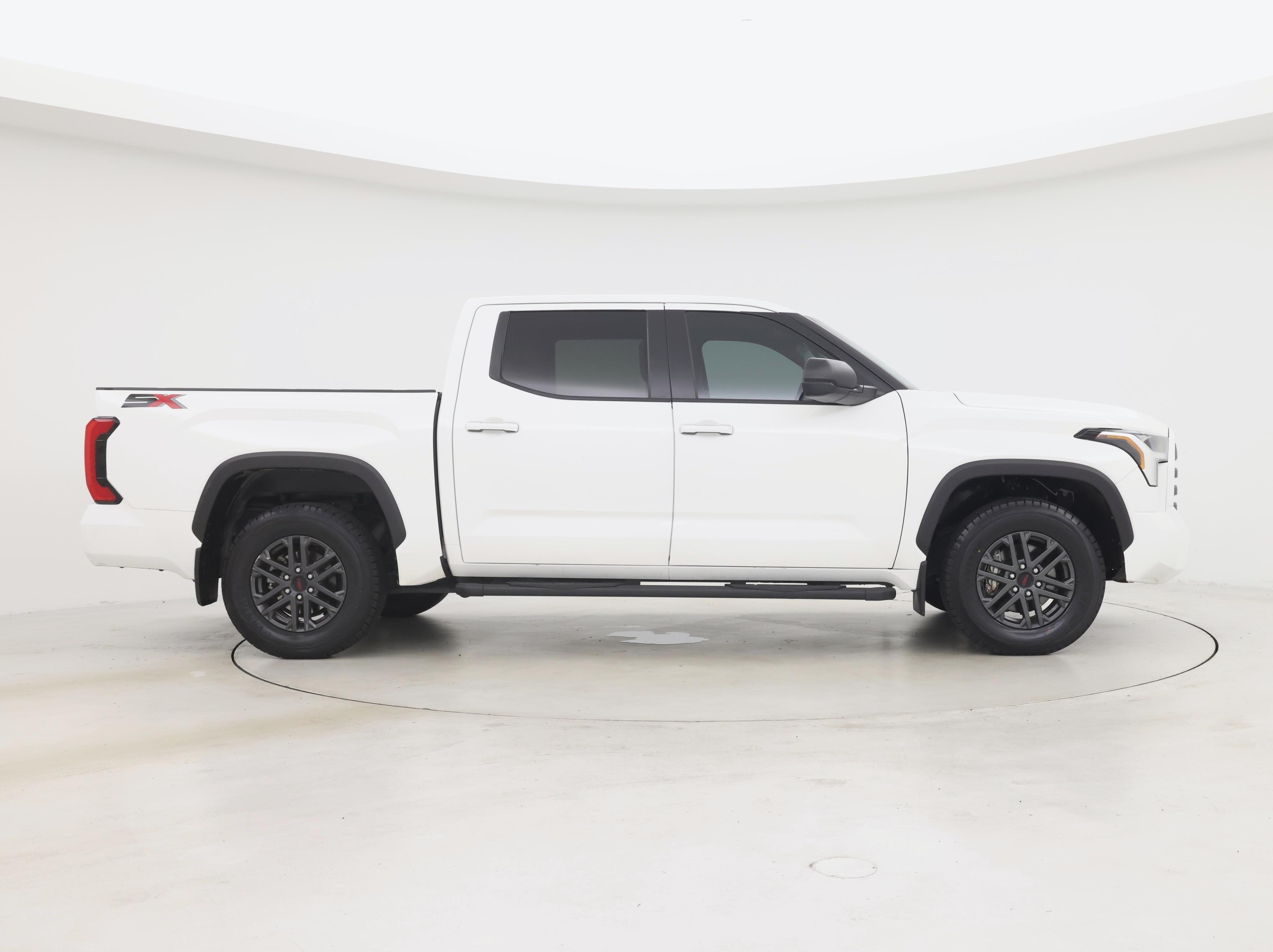 Thumbnail: 2024 Toyota Tundra - 7
