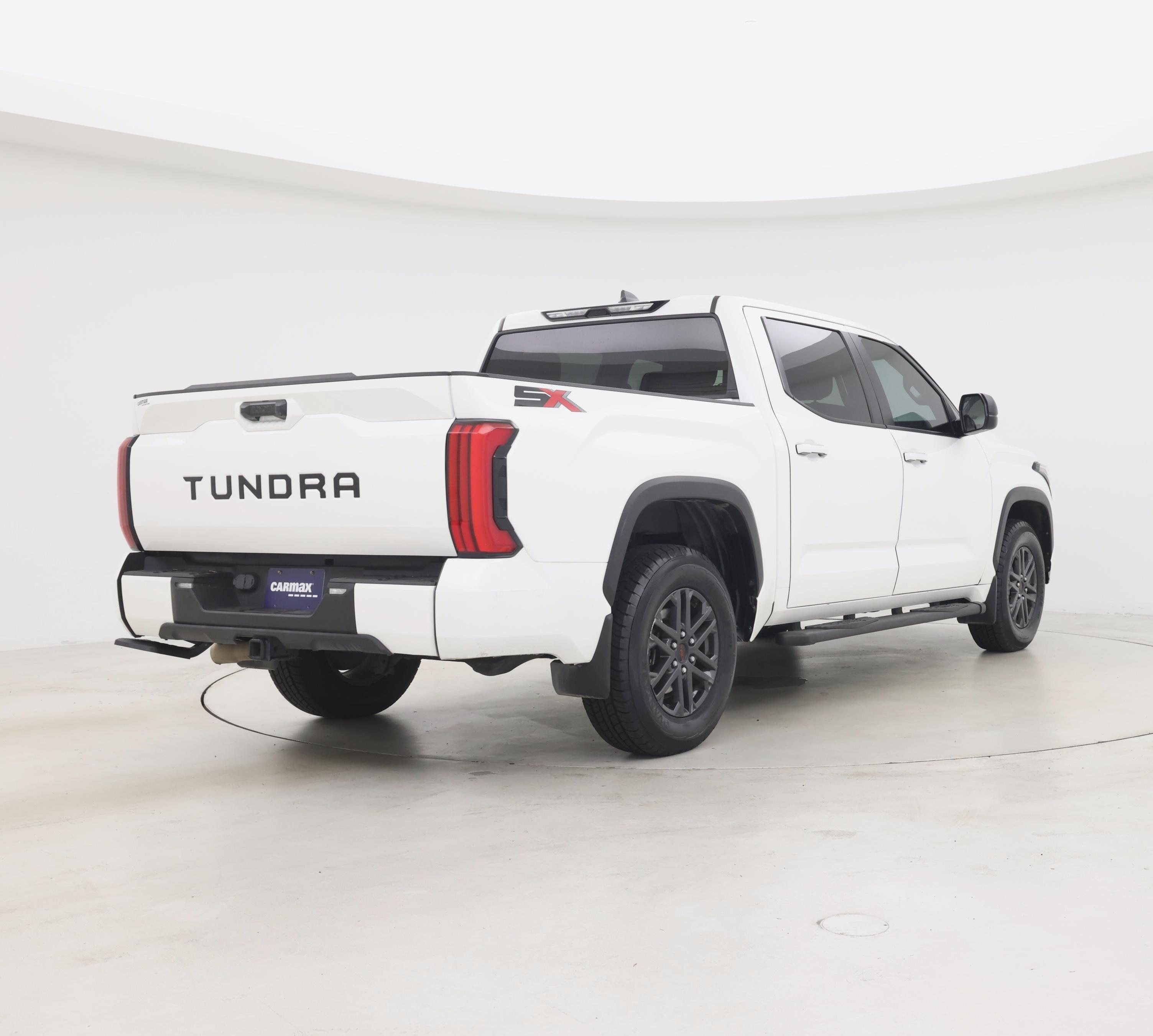 Thumbnail: 2024 Toyota Tundra - 8