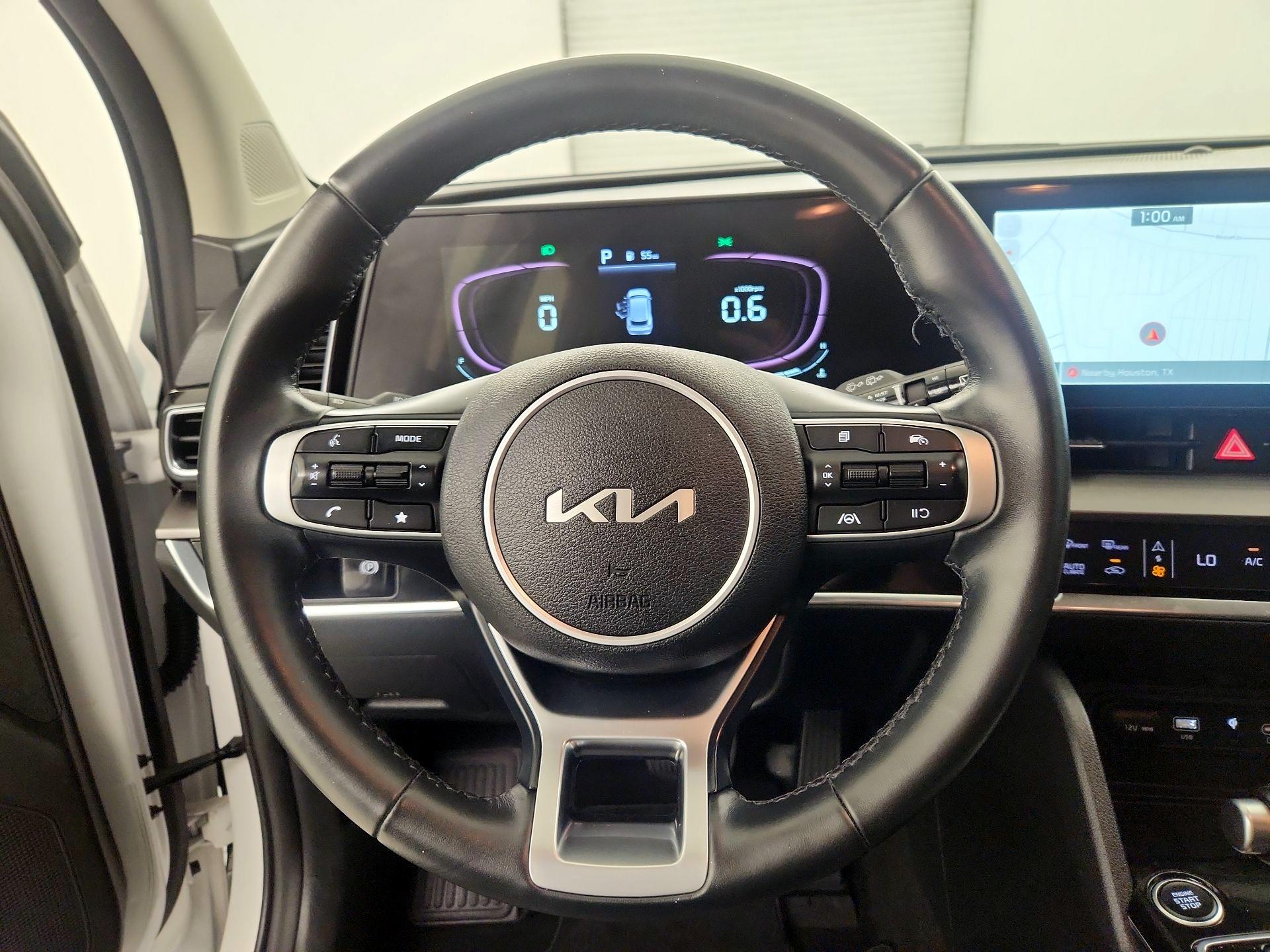 Thumbnail: 2023 Kia Sportage - 10