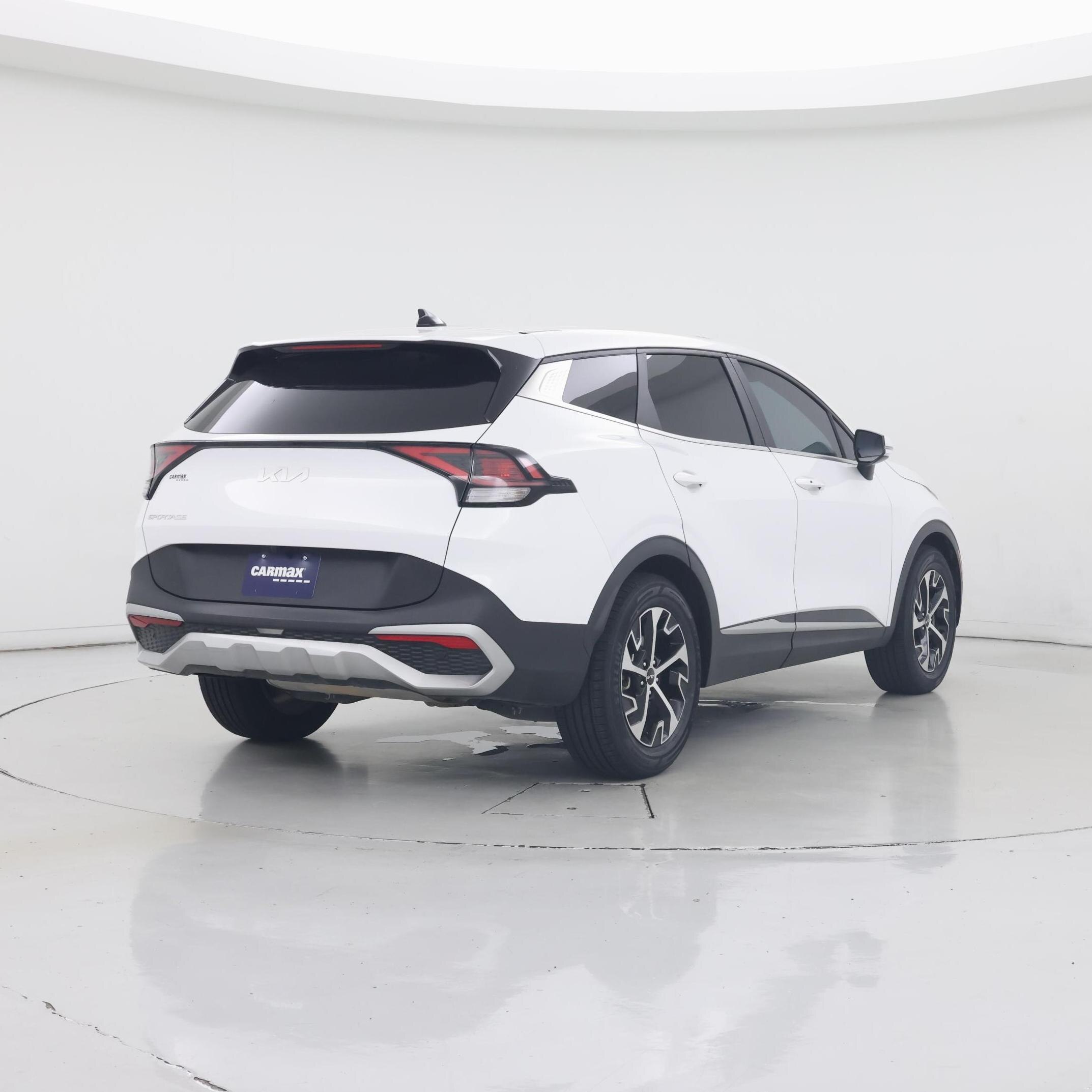 Thumbnail: 2023 Kia Sportage - 8