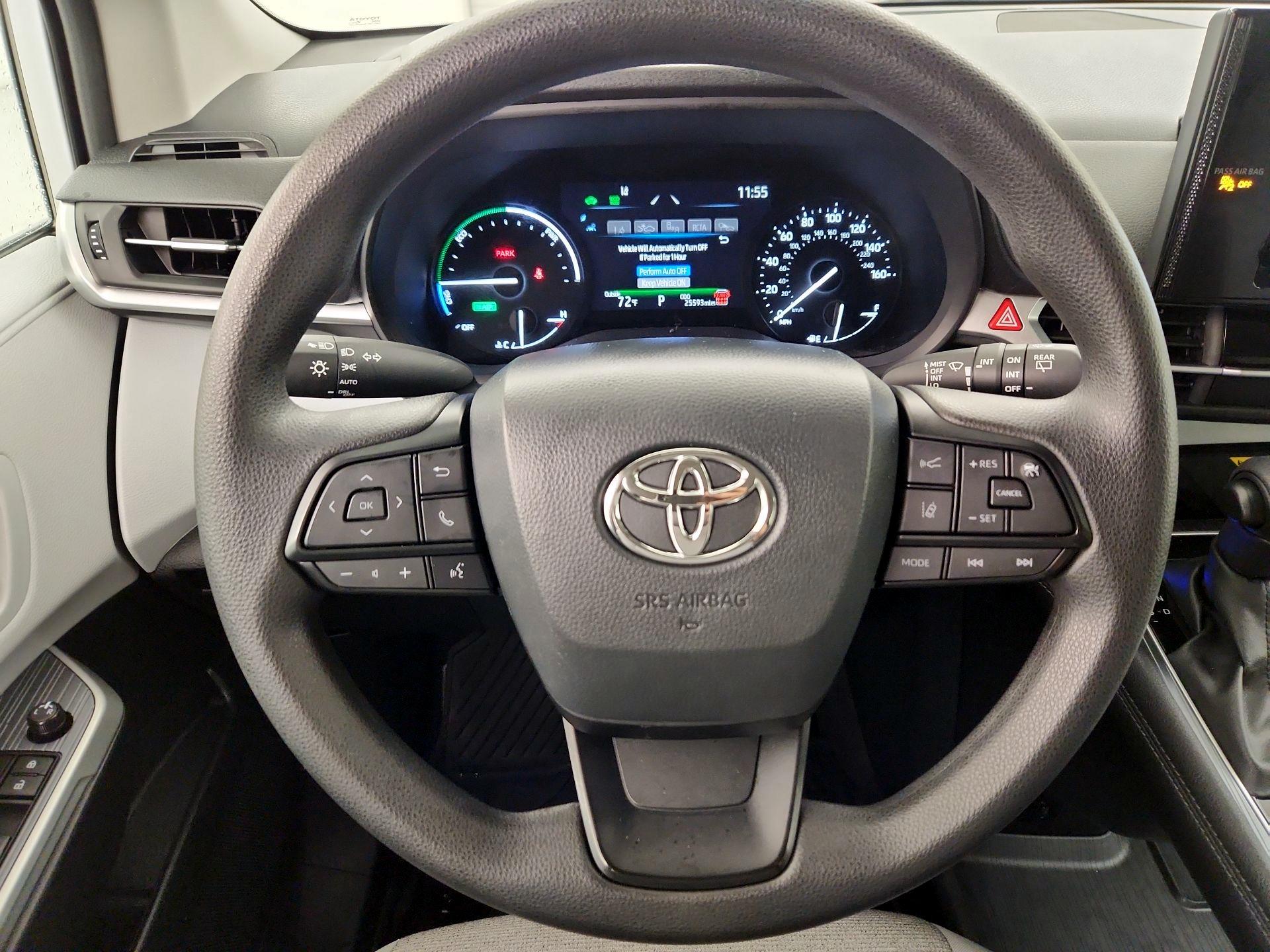 Thumbnail: 2025 Toyota Sienna - 10