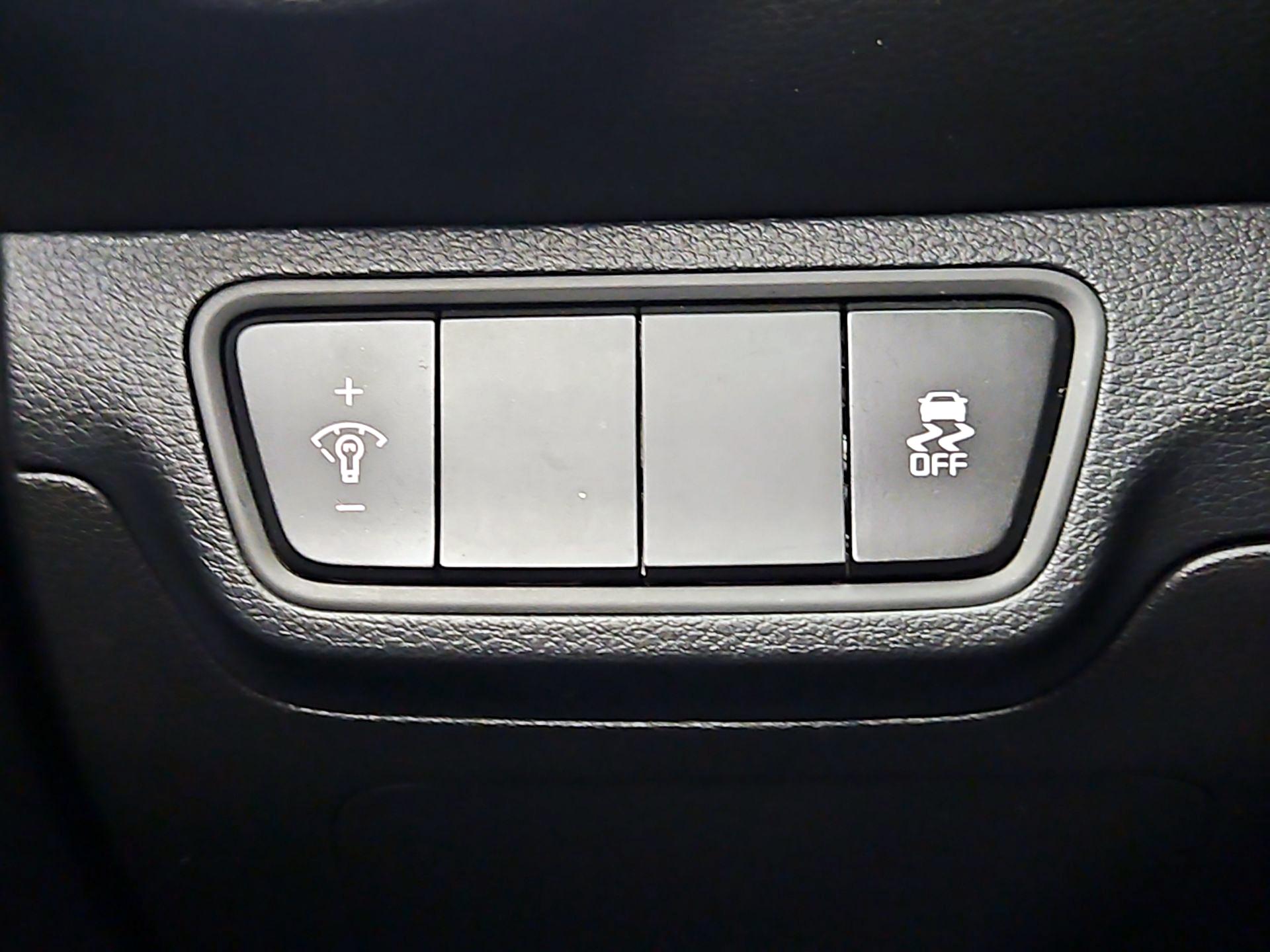 Thumbnail: 2024 Kia Forte - 13