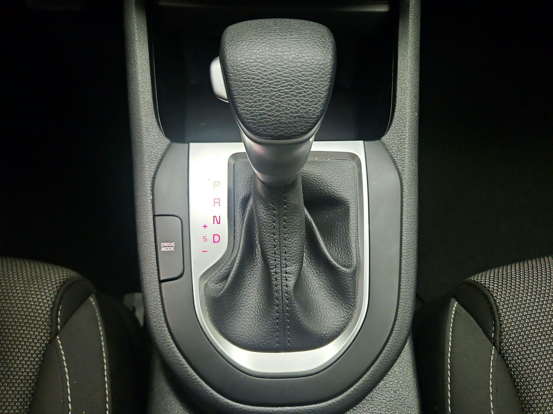 Thumbnail: 2024 Kia Forte - 17