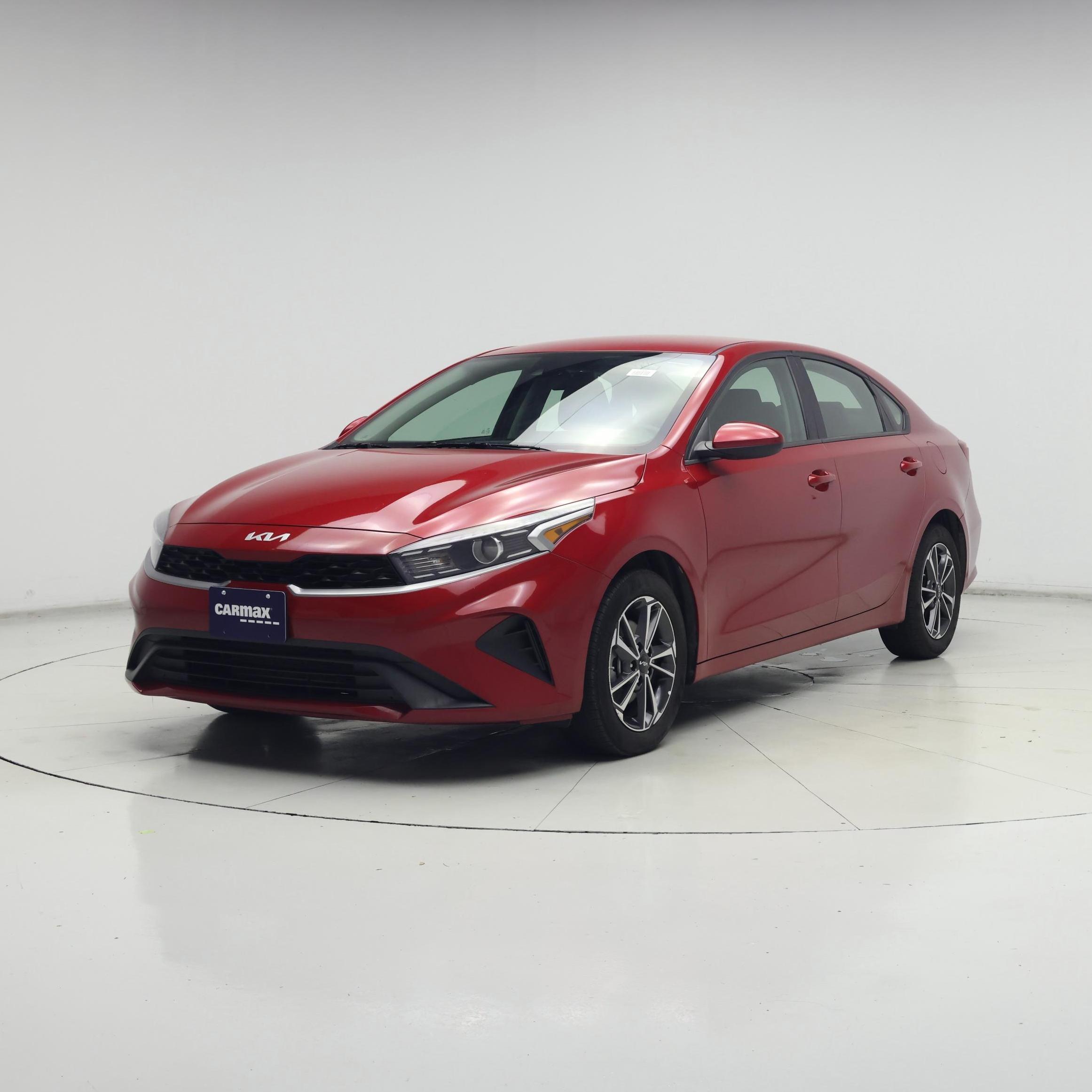 Thumbnail: 2024 Kia Forte - 4