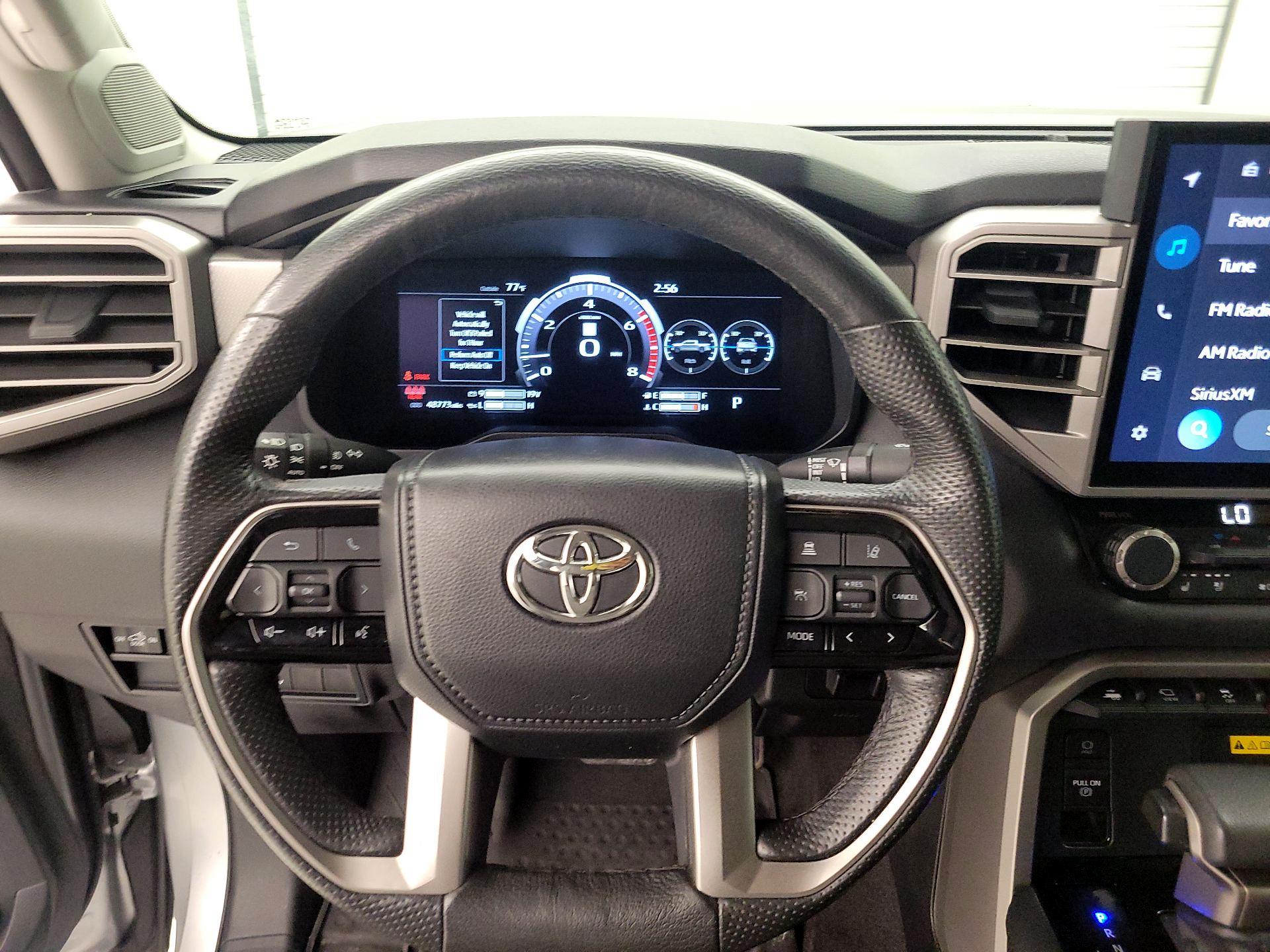 Thumbnail: 2024 Toyota Tundra - 10