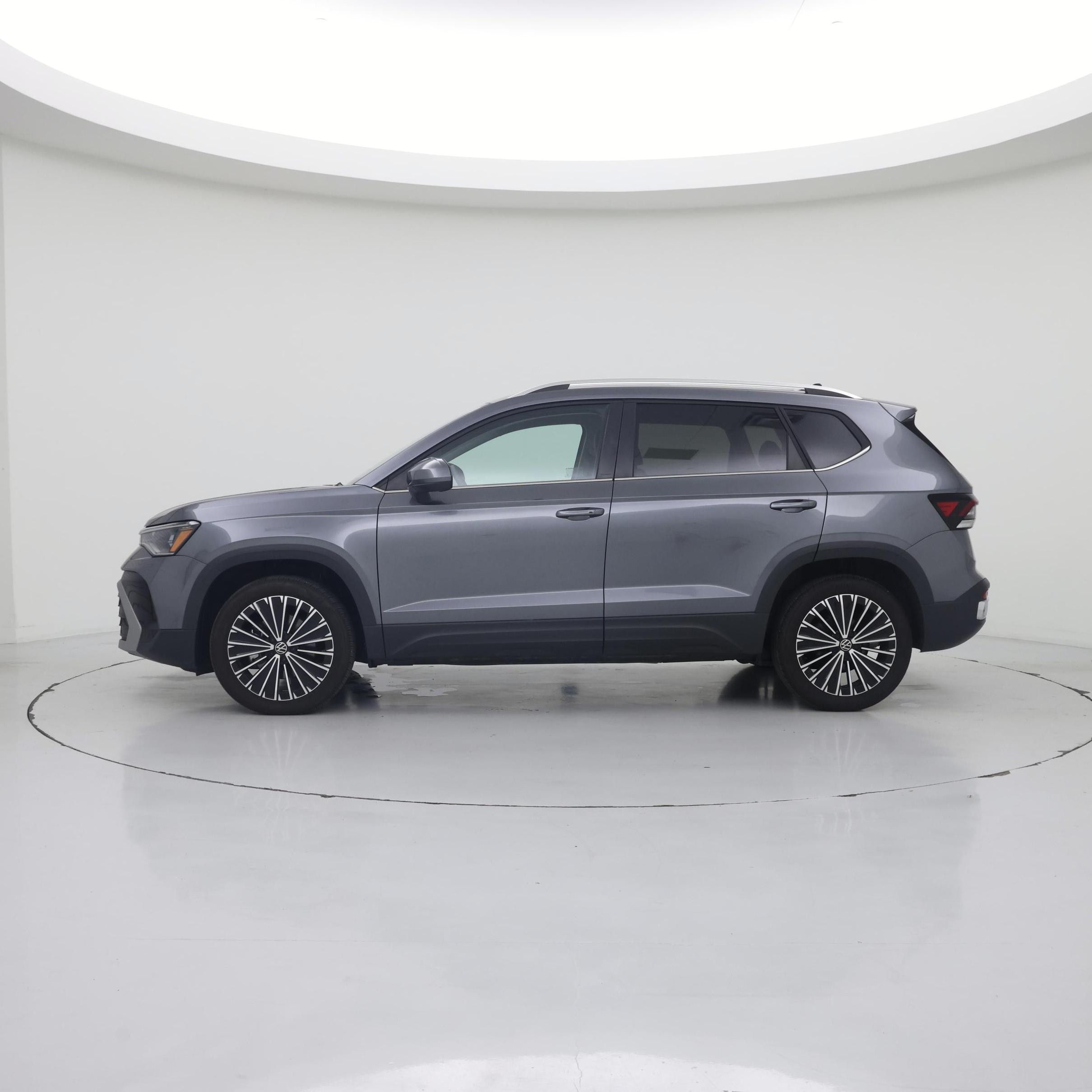 Thumbnail: 2025 Volkswagen Taos - 3