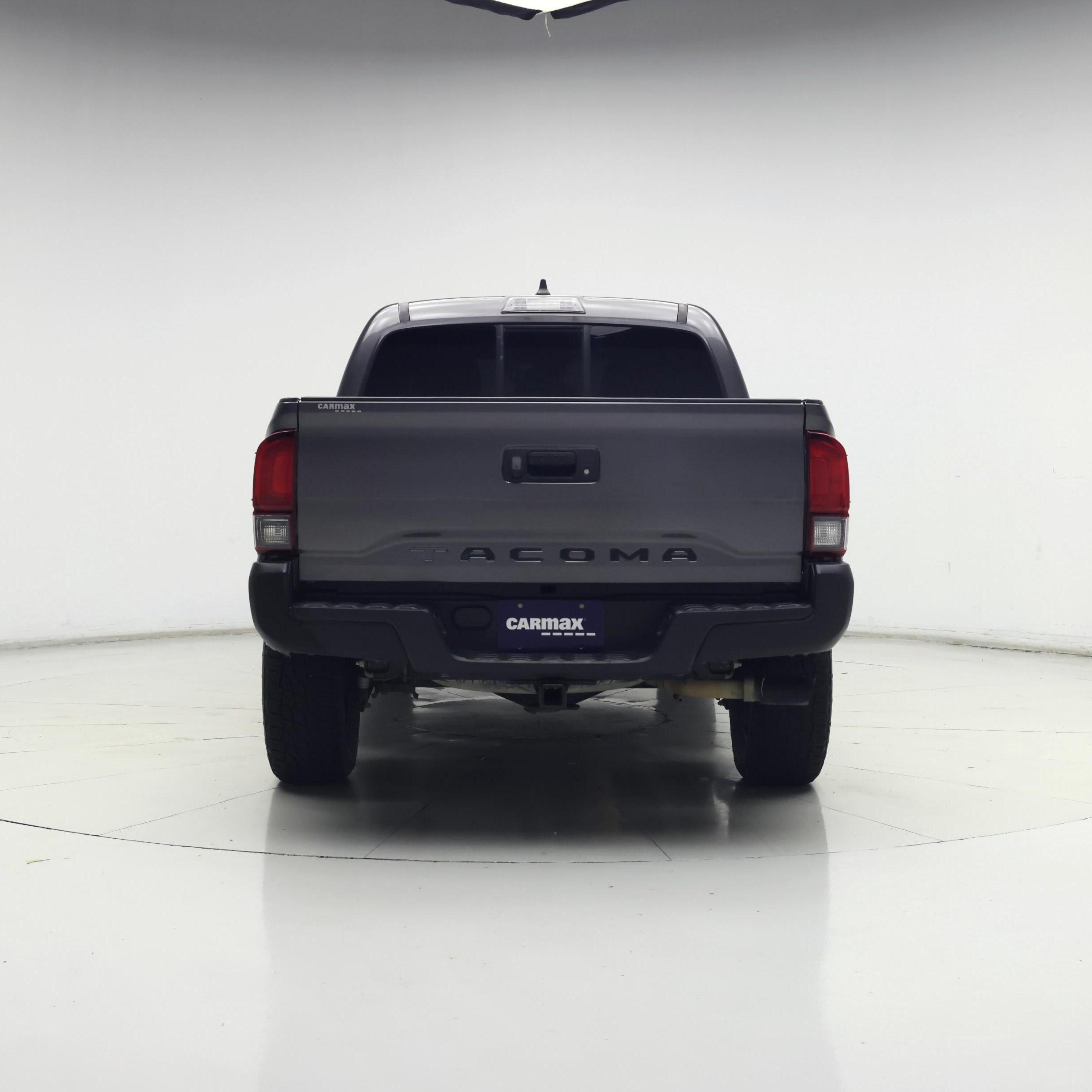Thumbnail: 2021 Toyota Tacoma - 6