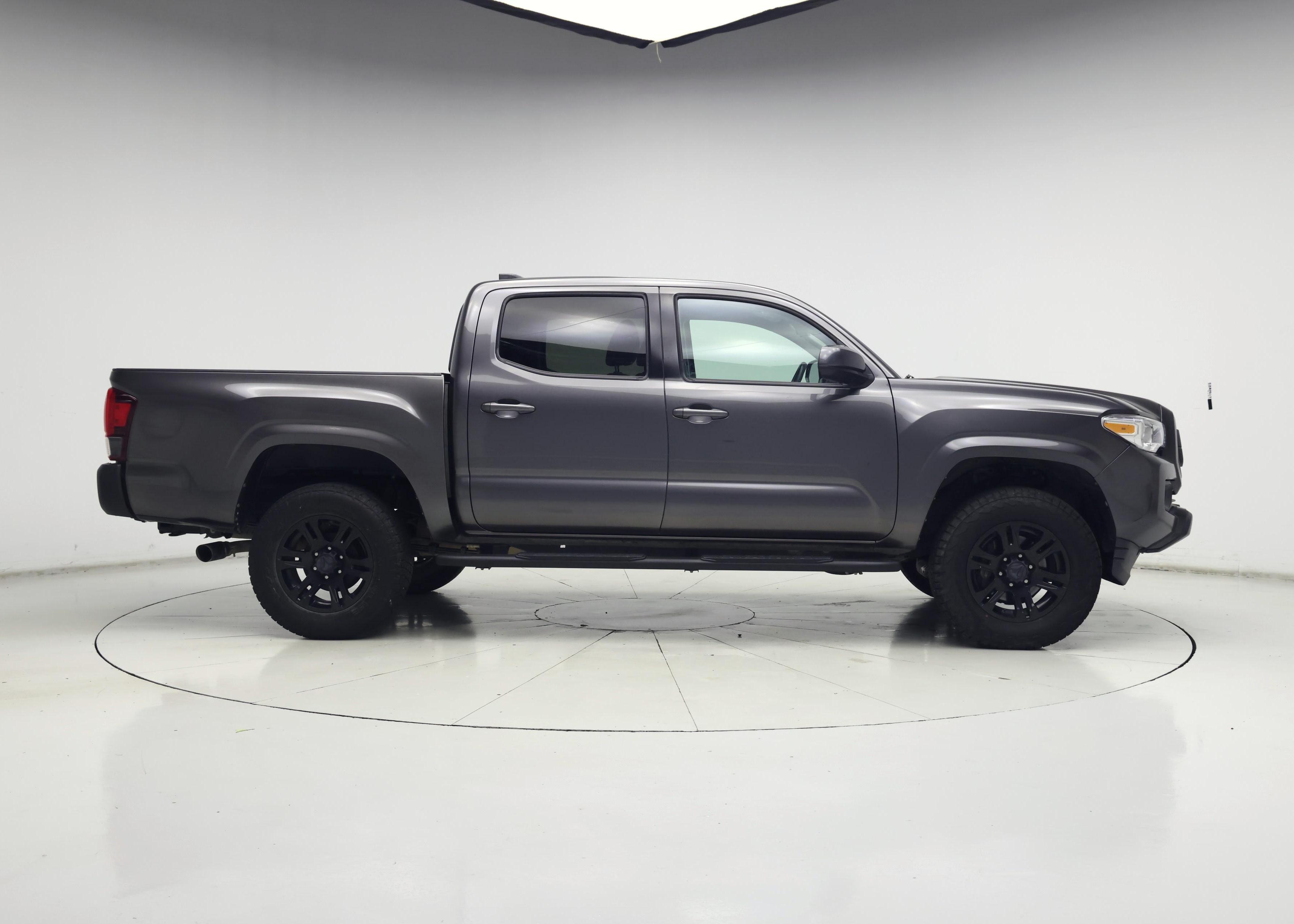 Thumbnail: 2021 Toyota Tacoma - 7