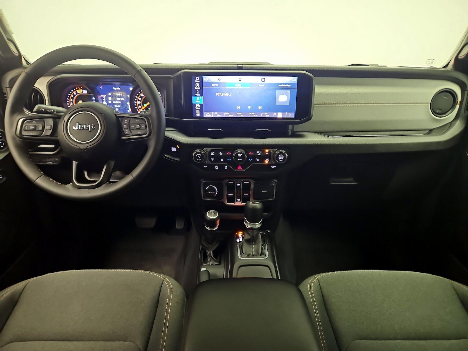 2025 Jeep Wrangler 4-Door Sport S - Photo 10