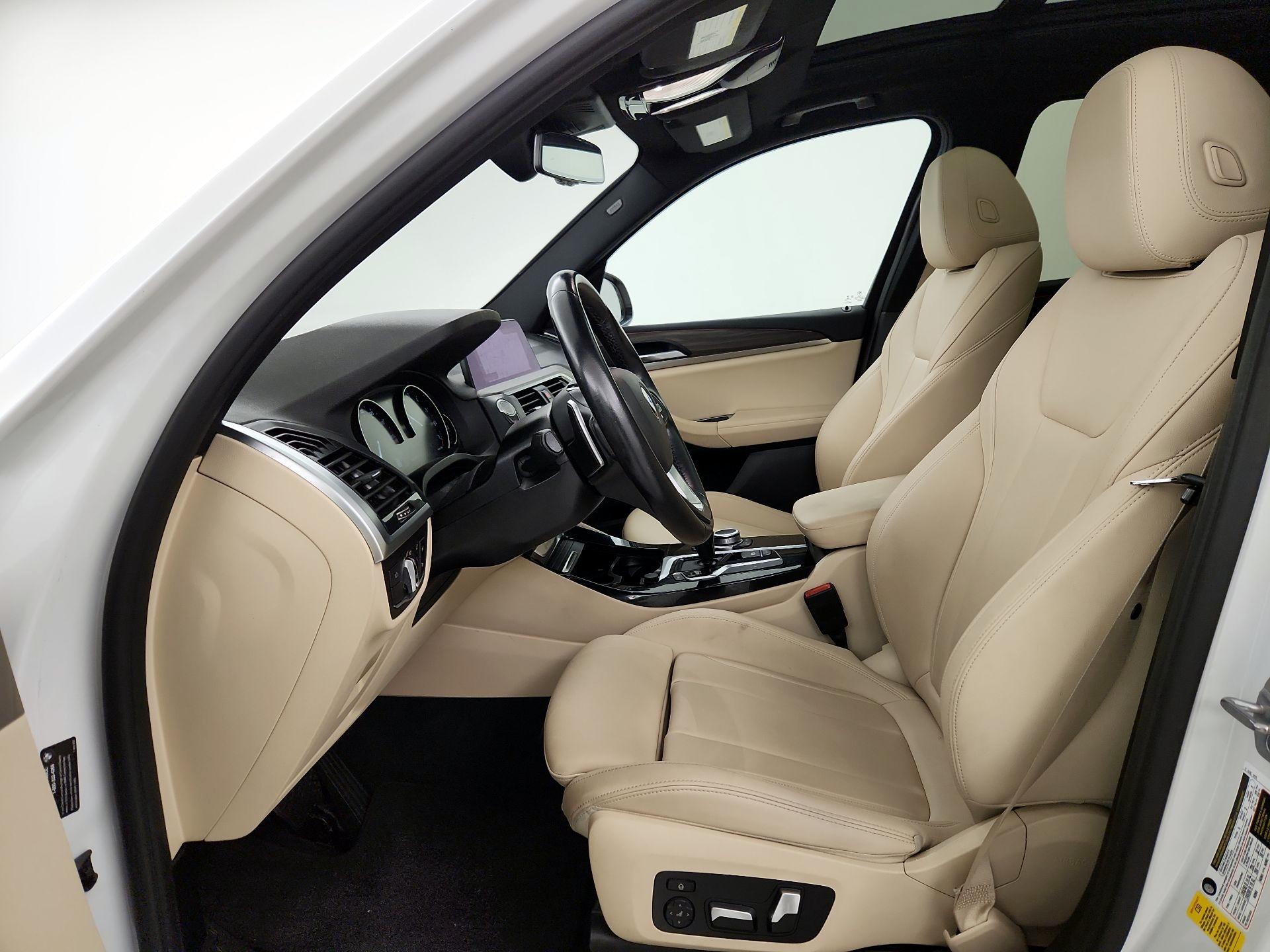 Thumbnail: 2021 BMW X3 - 11