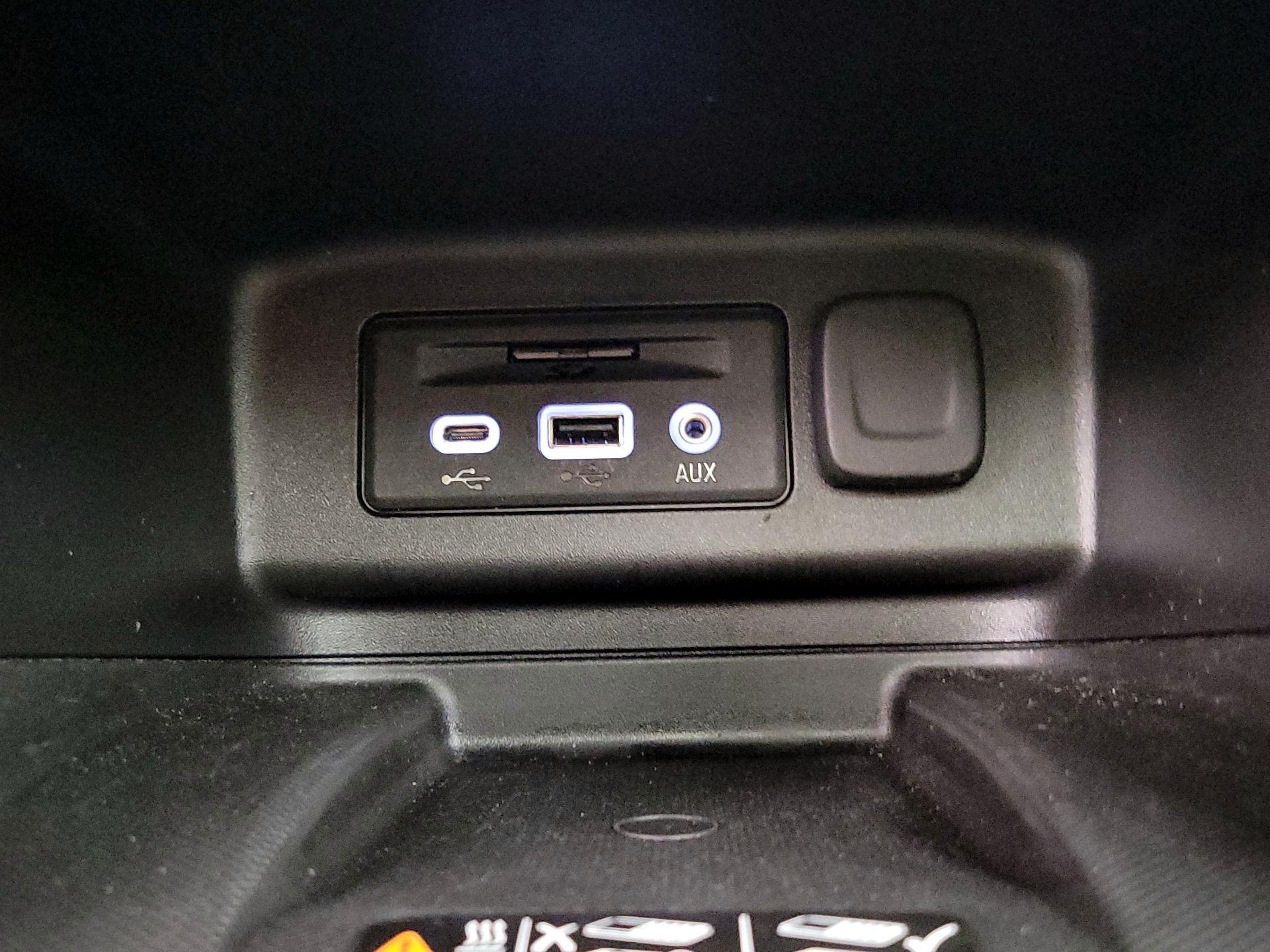 Thumbnail: 2024 Chevrolet Equinox - 19